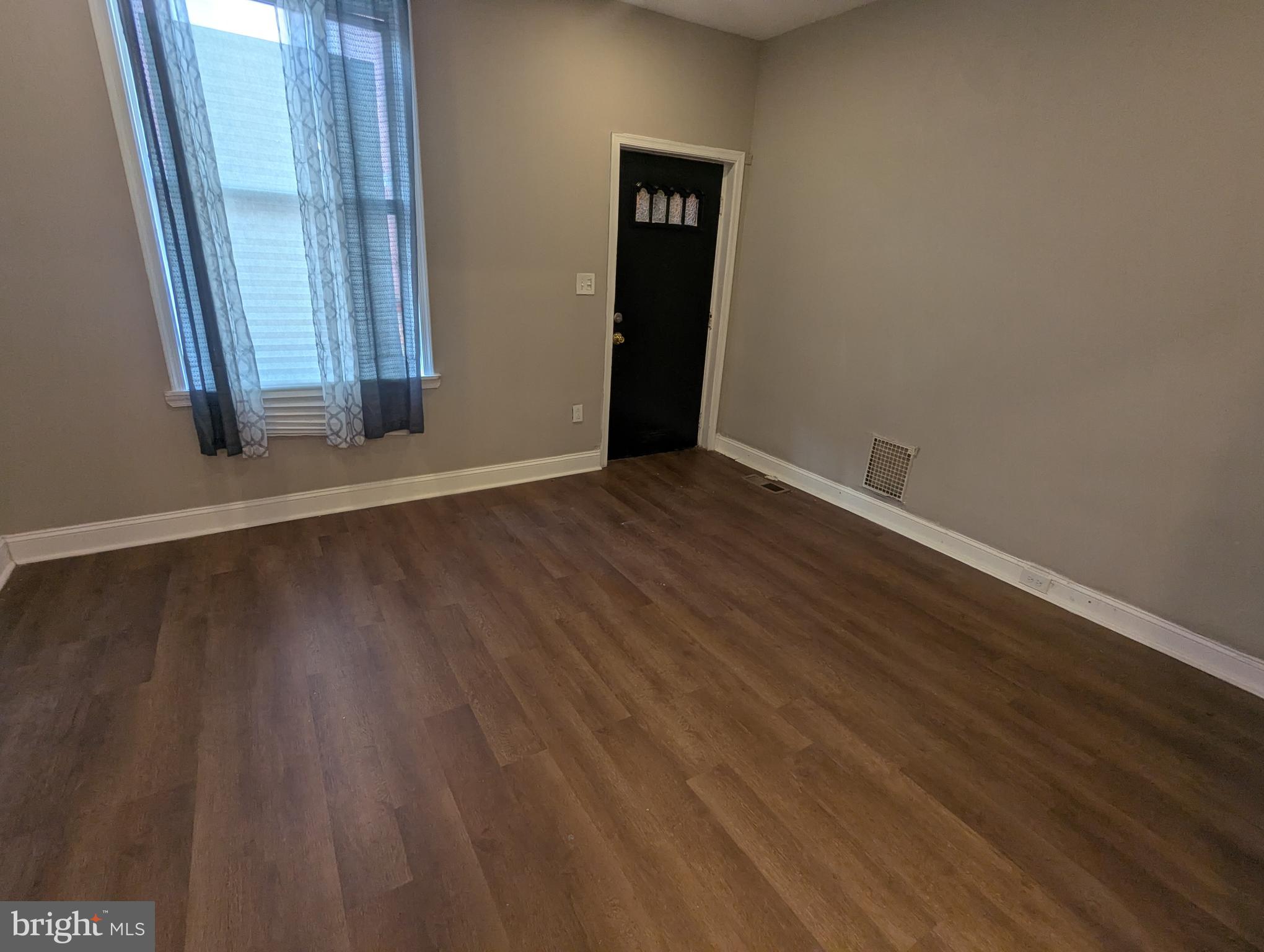 2747 N JUDSON STREET