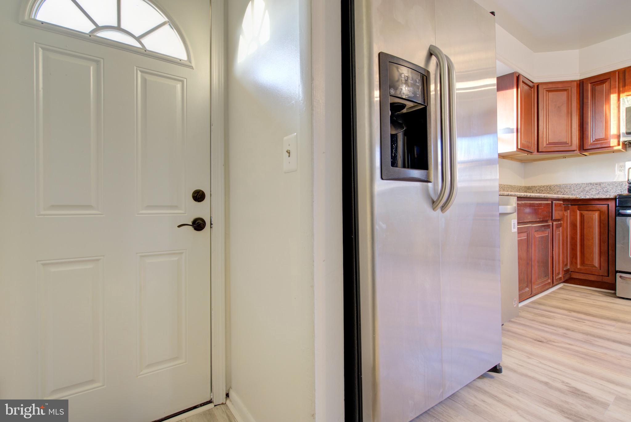 HAMILTON HILLS - Residential