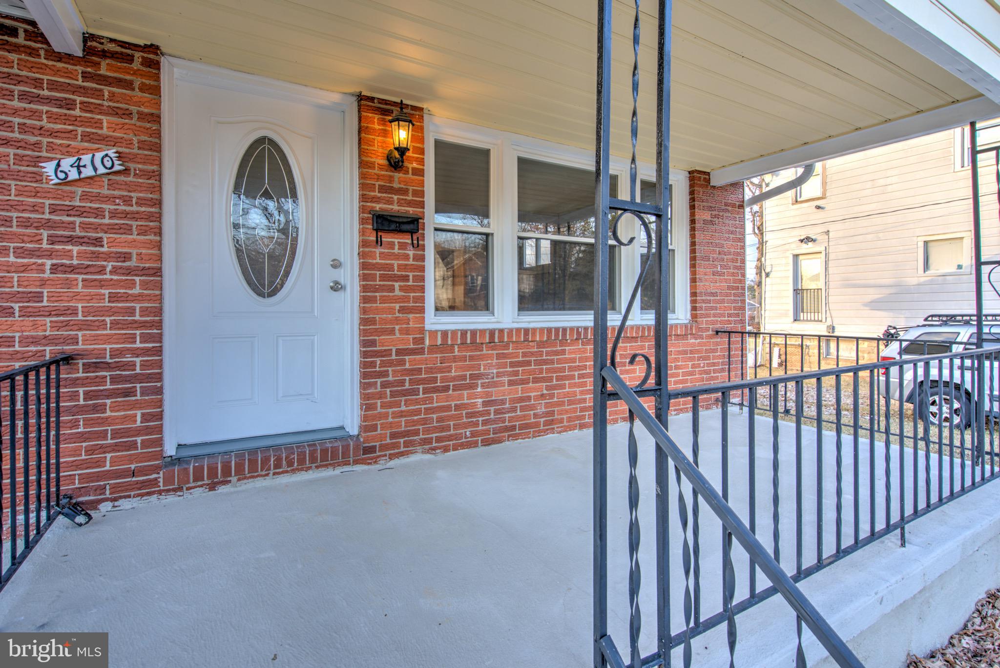 HAMILTON HILLS - Residential