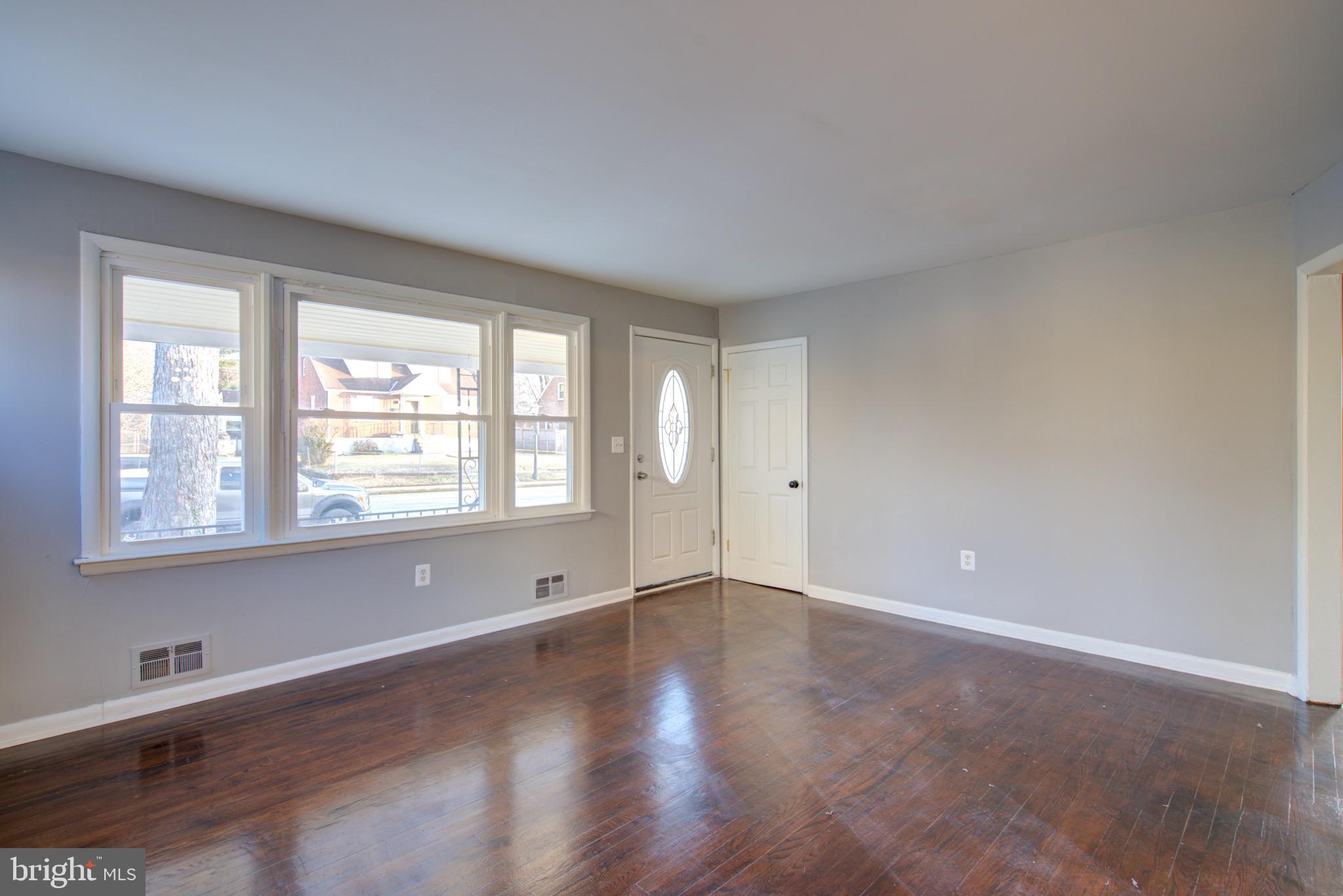 HAMILTON HILLS - Residential