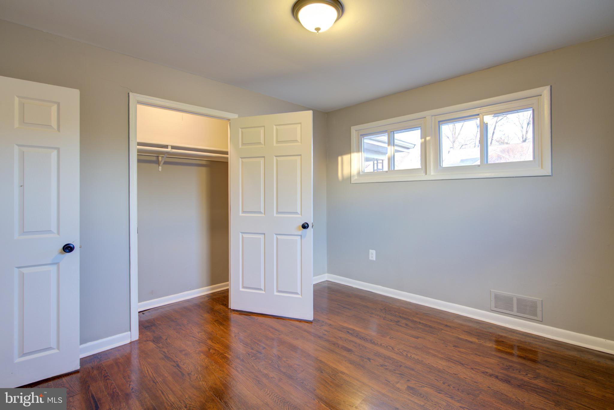 HAMILTON HILLS - Residential