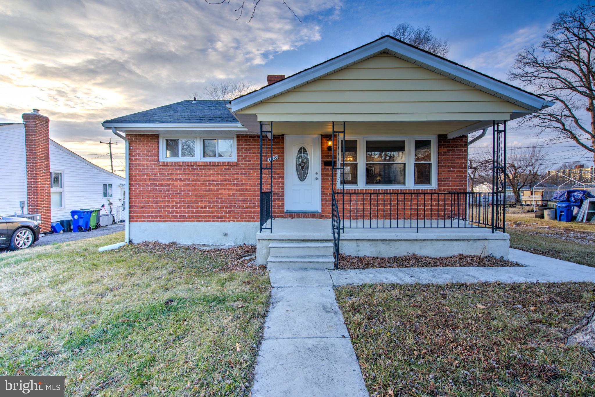 HAMILTON HILLS - Residential