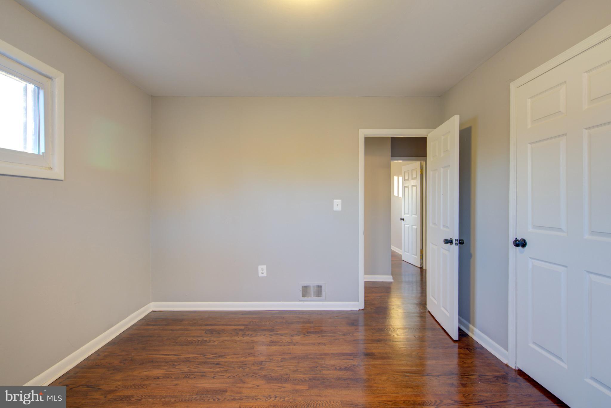 HAMILTON HILLS - Residential