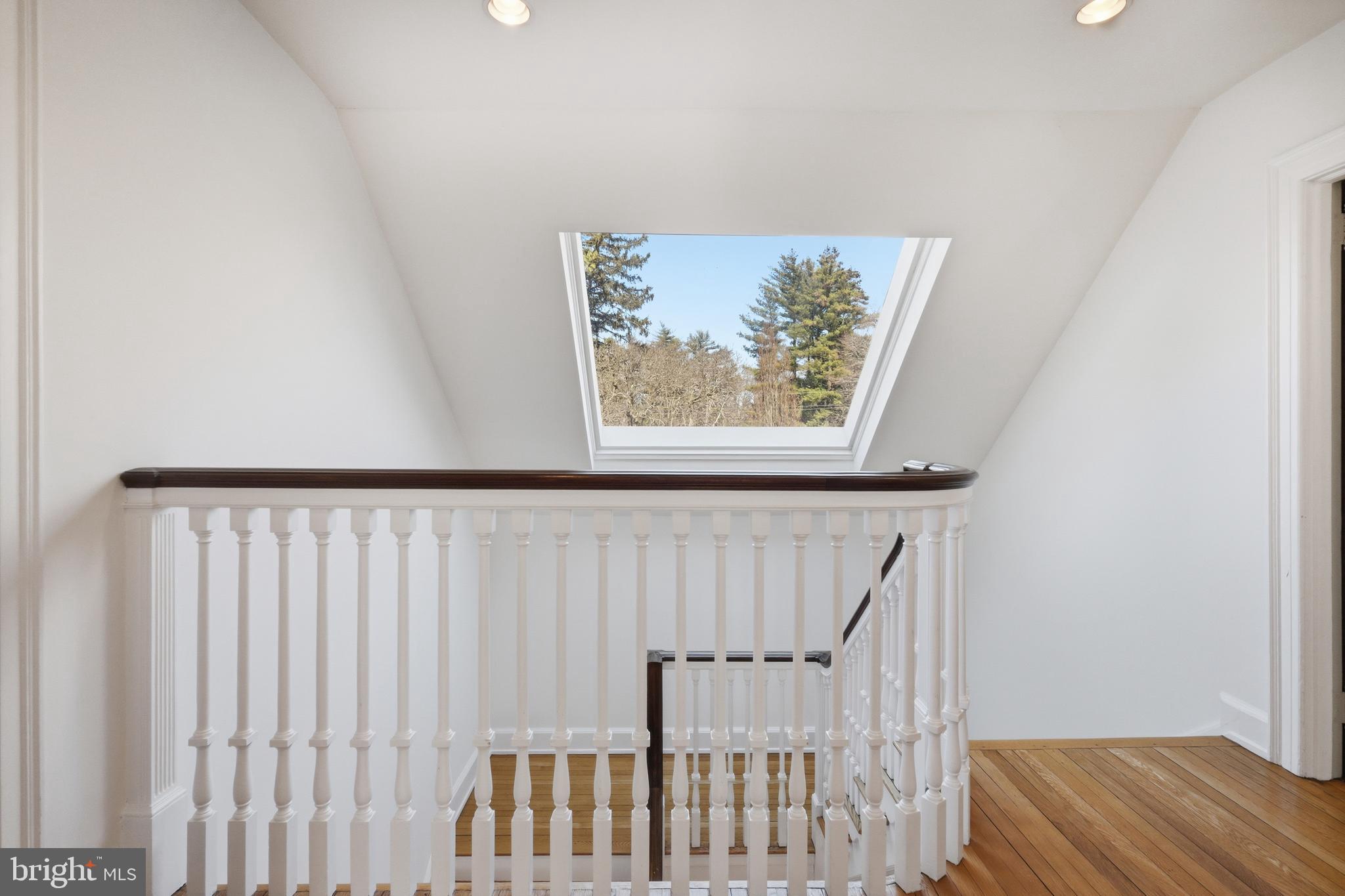 CHESTNUT HILL - Residential