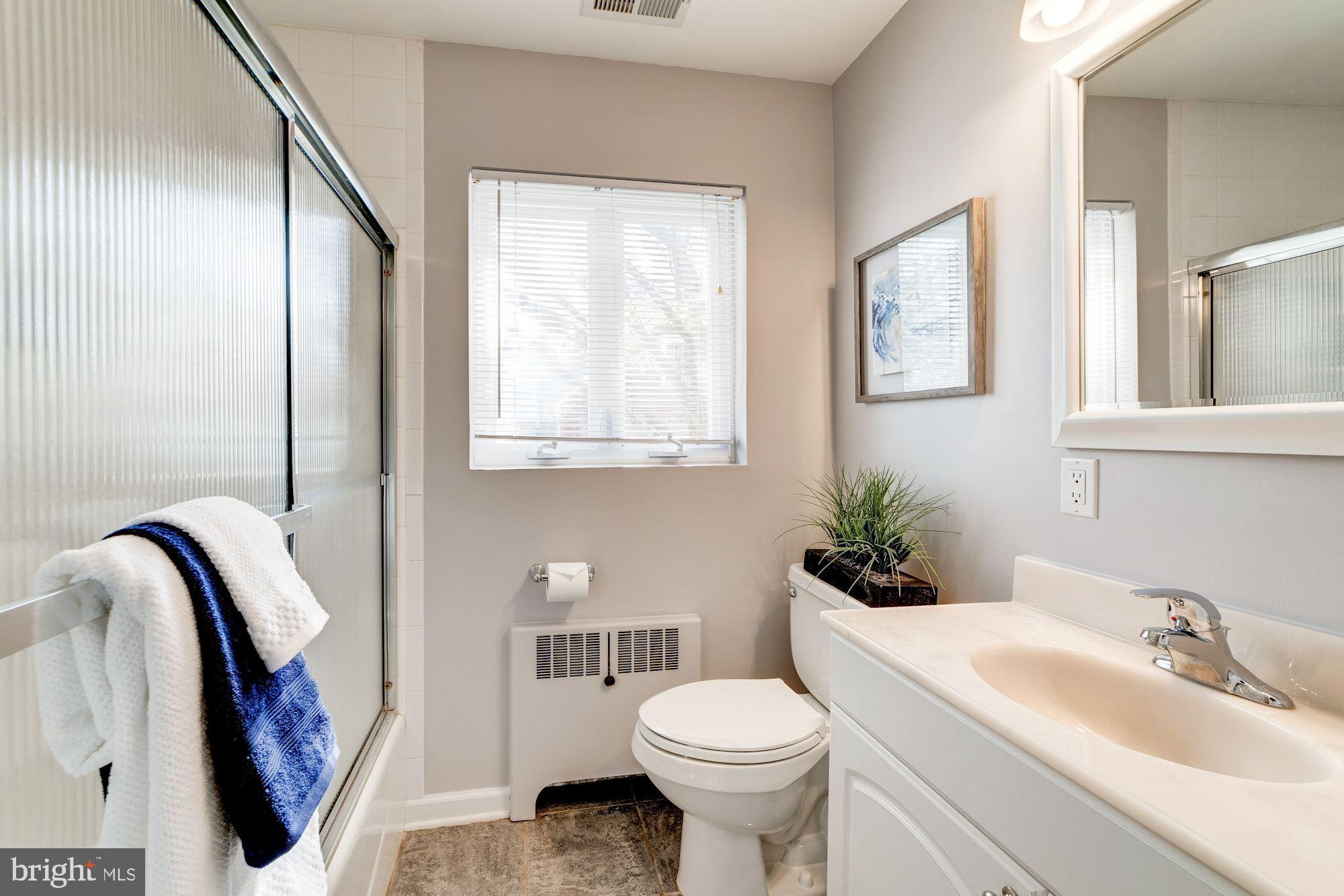 ARLINGTON RIDGE - Residential