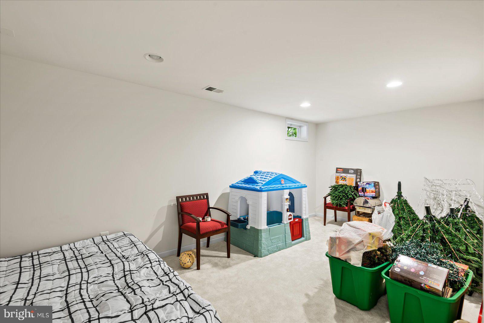 MAGNOLIA GREEN - Residential