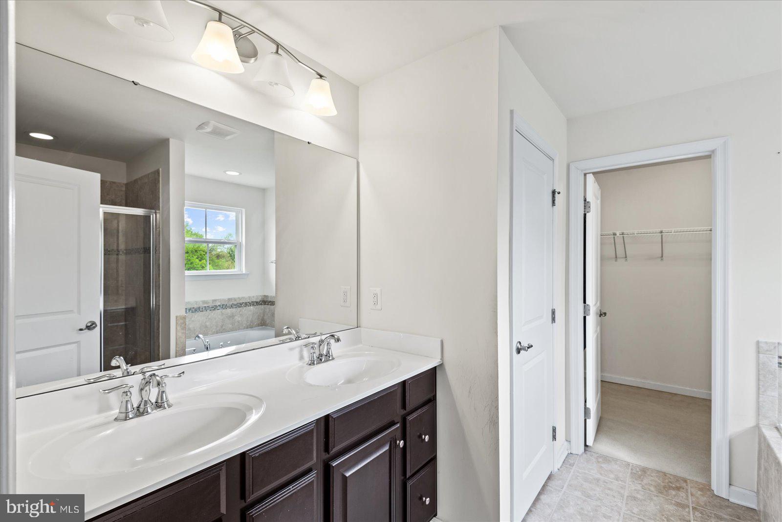 MAGNOLIA GREEN - Residential