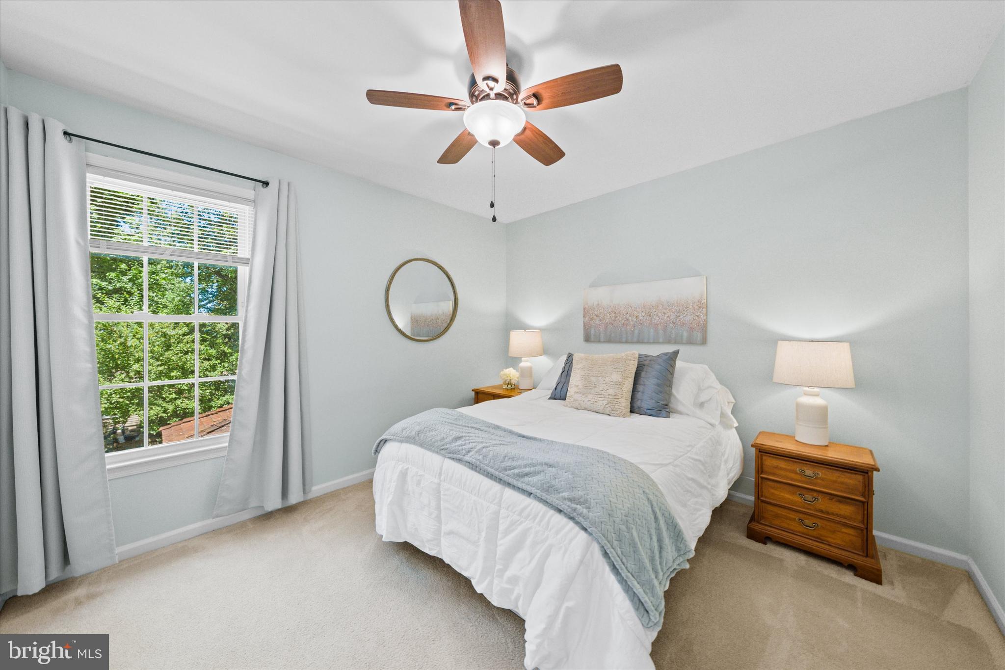 CHANTILLY HIGHLANDS - Residential