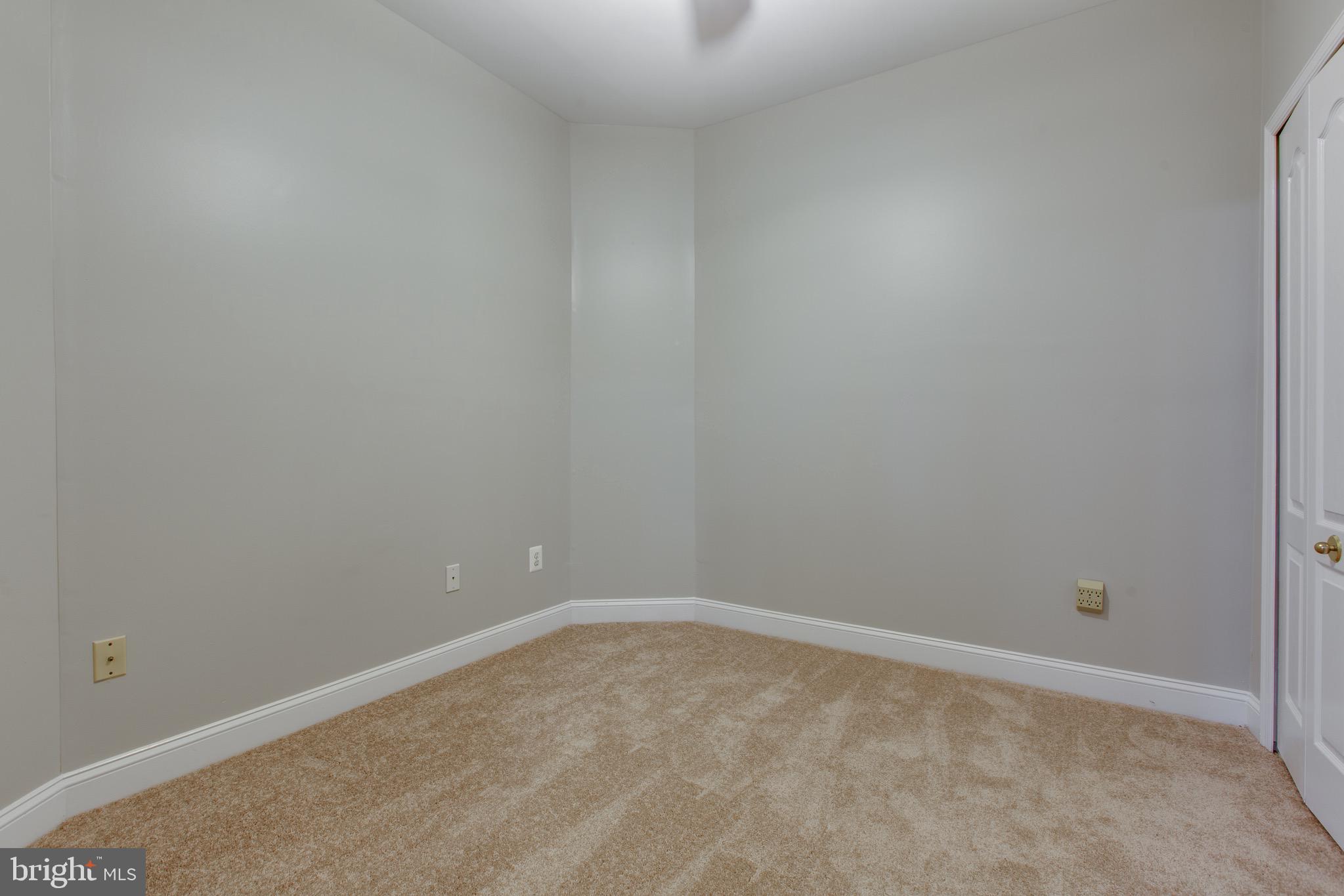 WAVERLY WOODS - Residential Lease