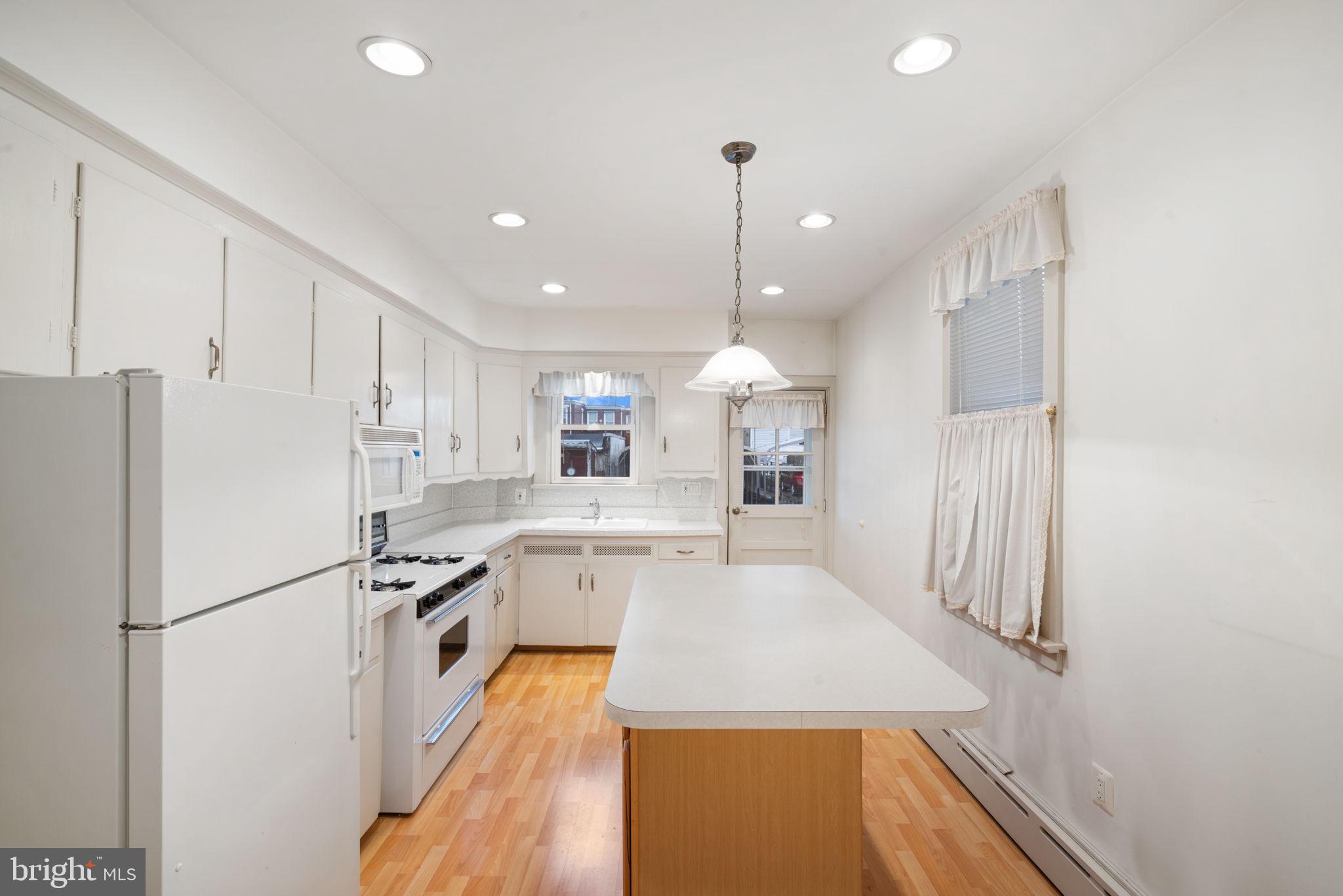 BRISTOL - Residential