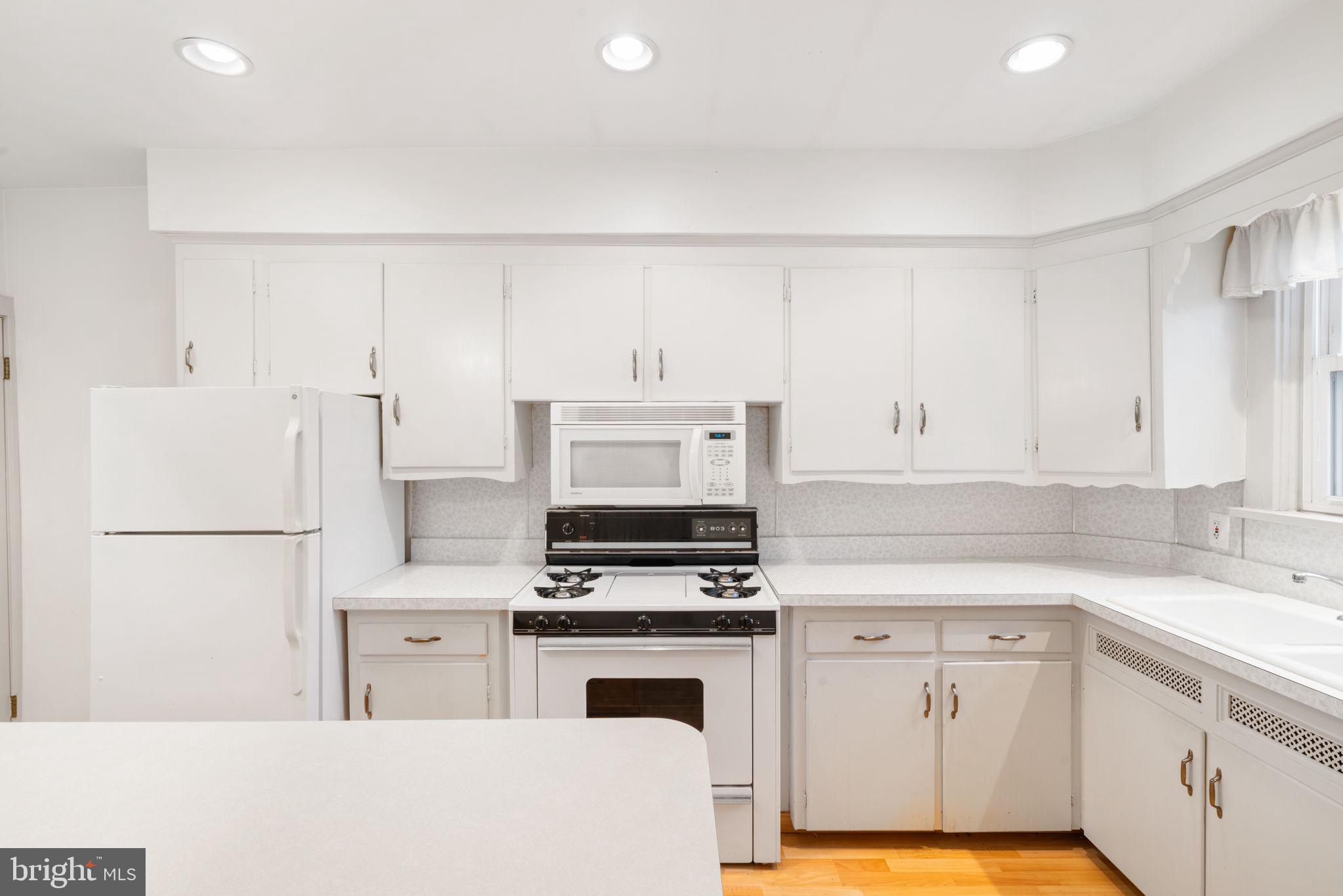 BRISTOL - Residential