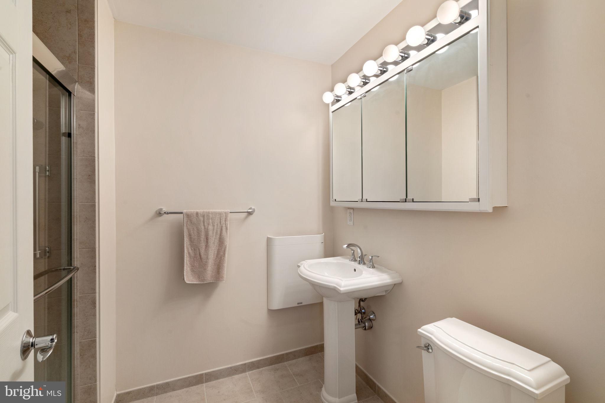 BRISTOL - Residential