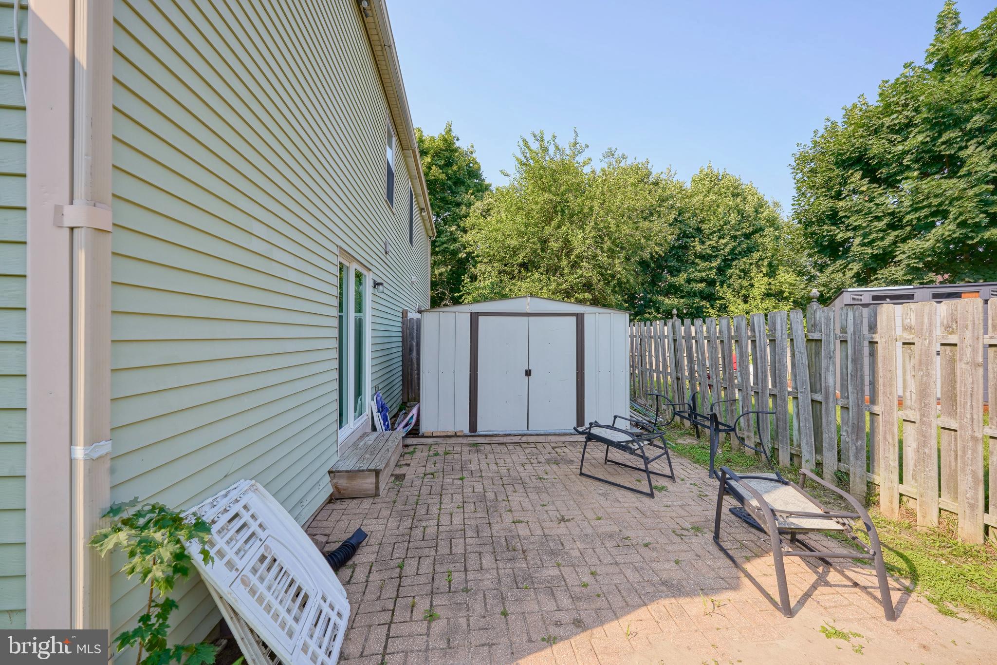 16 FRANKLIN DRIVE