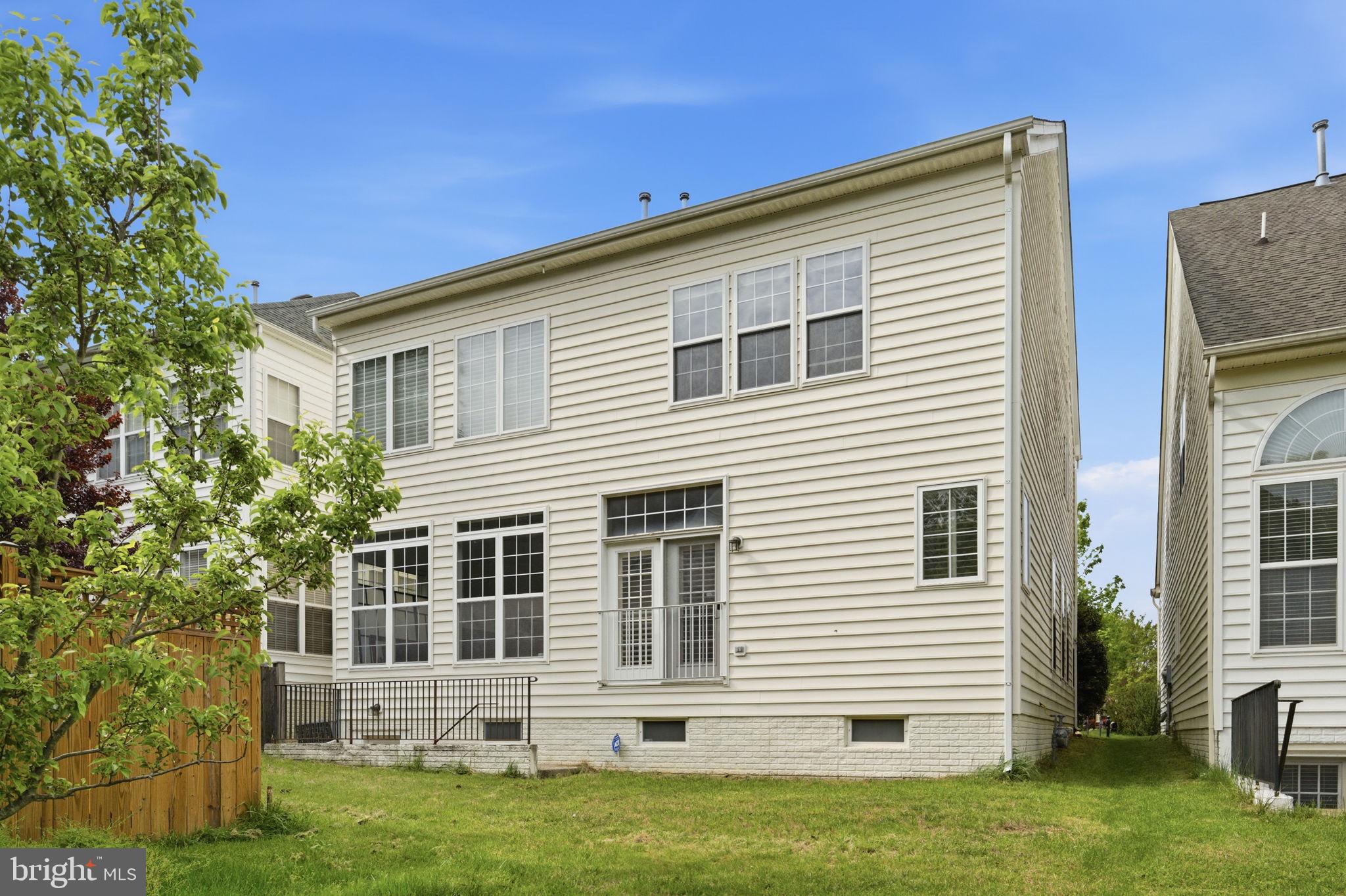 VILLAGE AT LORTON VALLEY - Residential