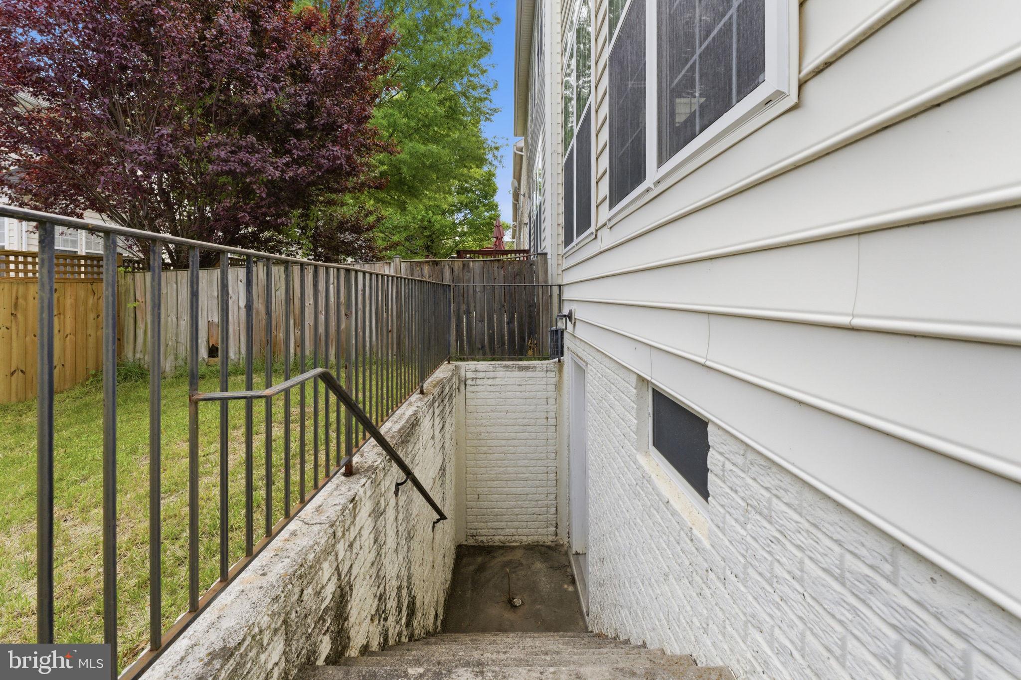 VILLAGE AT LORTON VALLEY - Residential