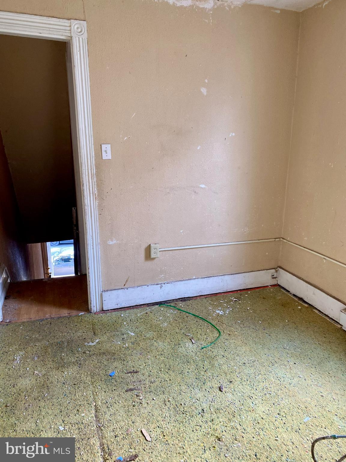 SOUTHWEST READING - Residential