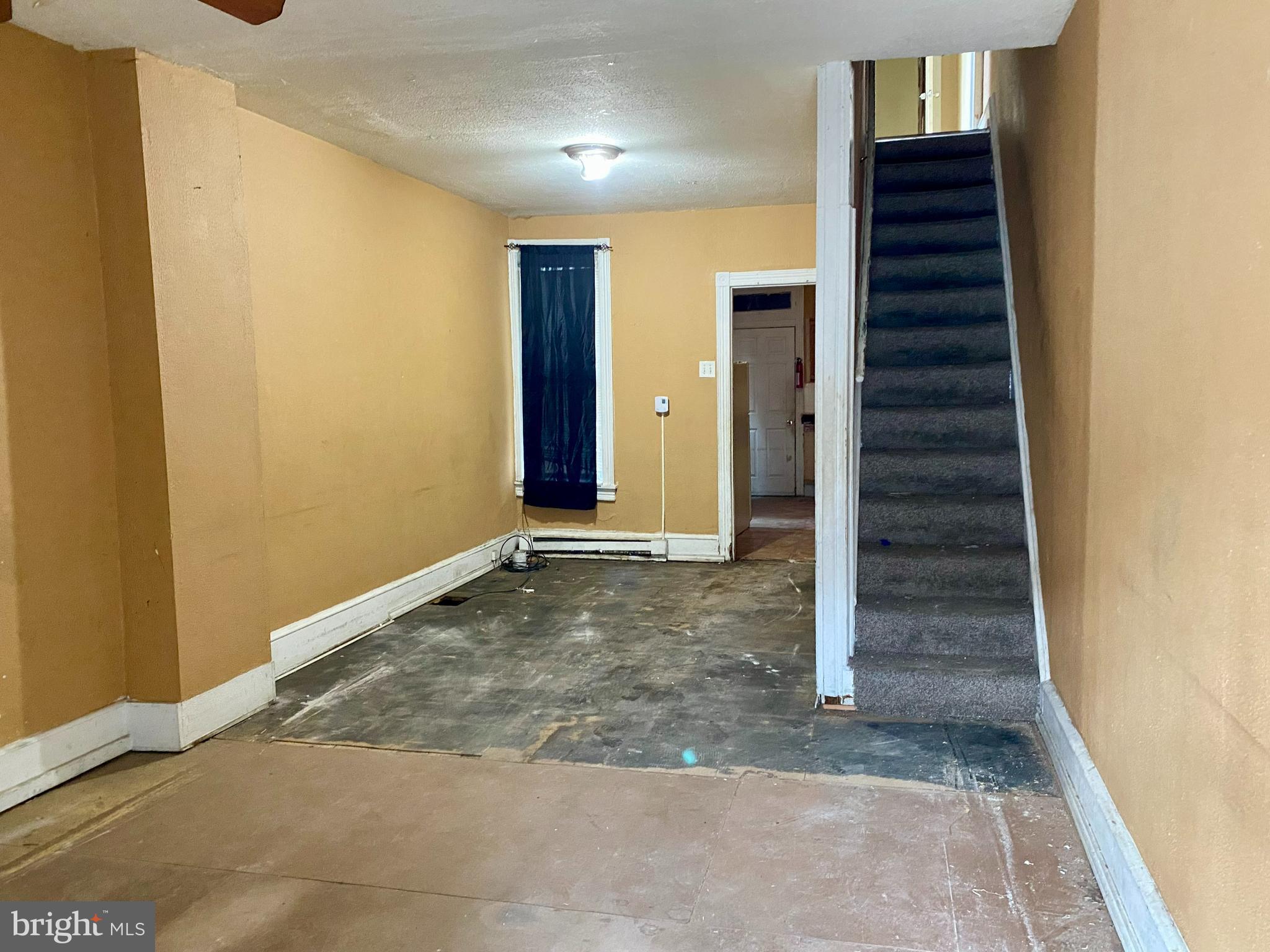 SOUTHWEST READING - Residential