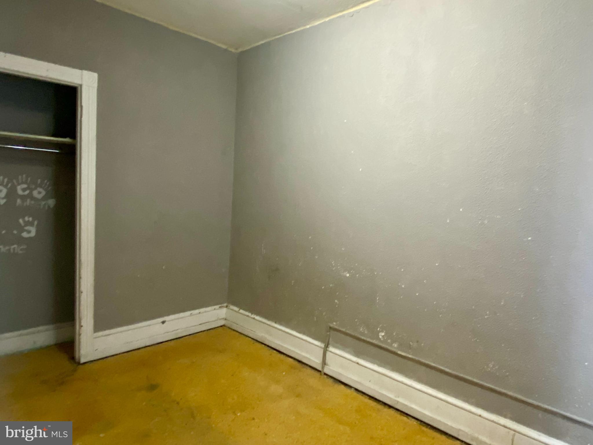 SOUTHWEST READING - Residential