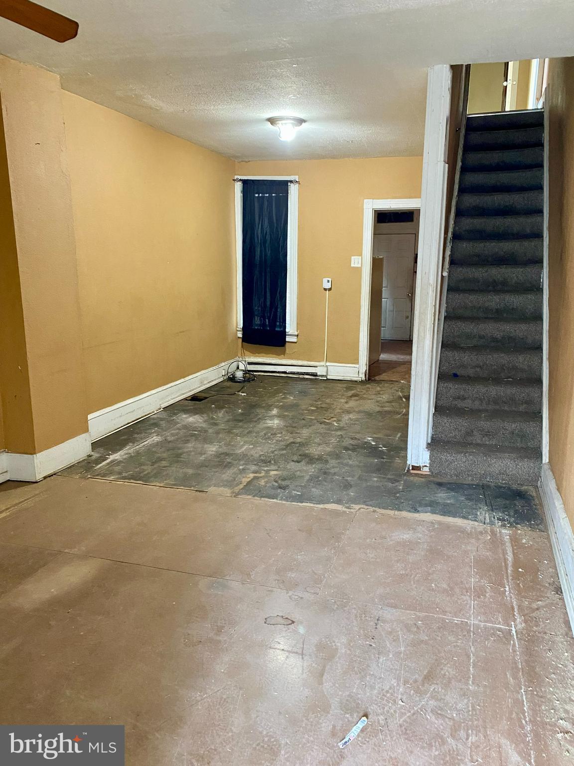 SOUTHWEST READING - Residential