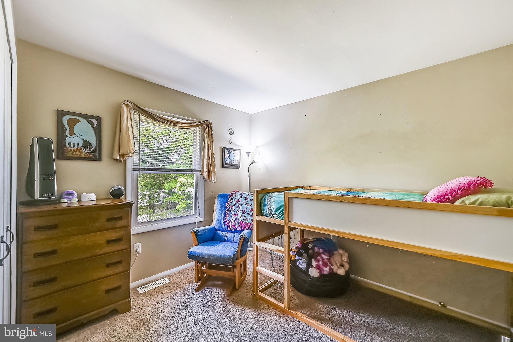 MAPLE RIDGE - Residential