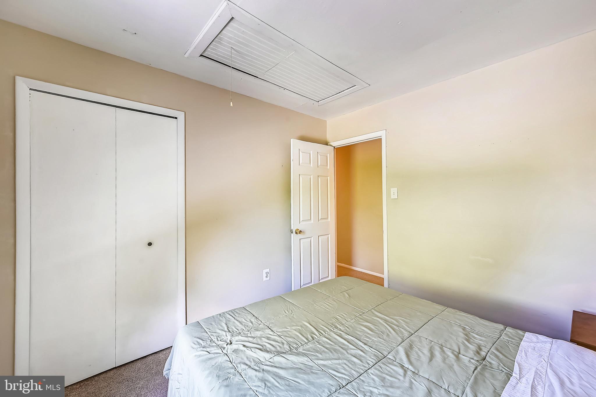 MAPLE RIDGE - Residential