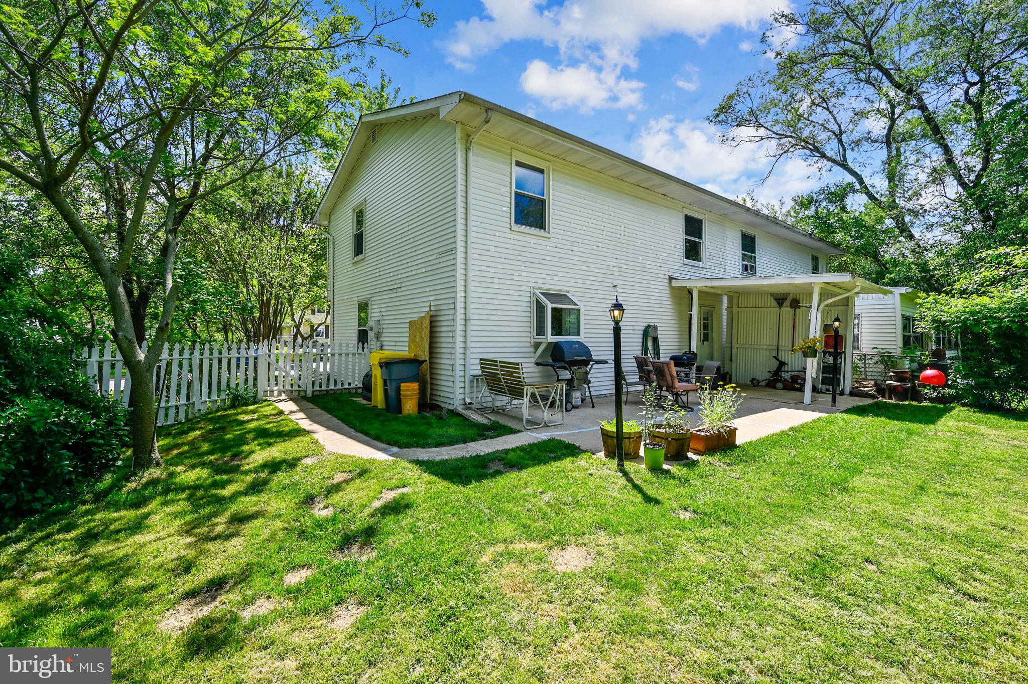 MAPLE RIDGE - Residential