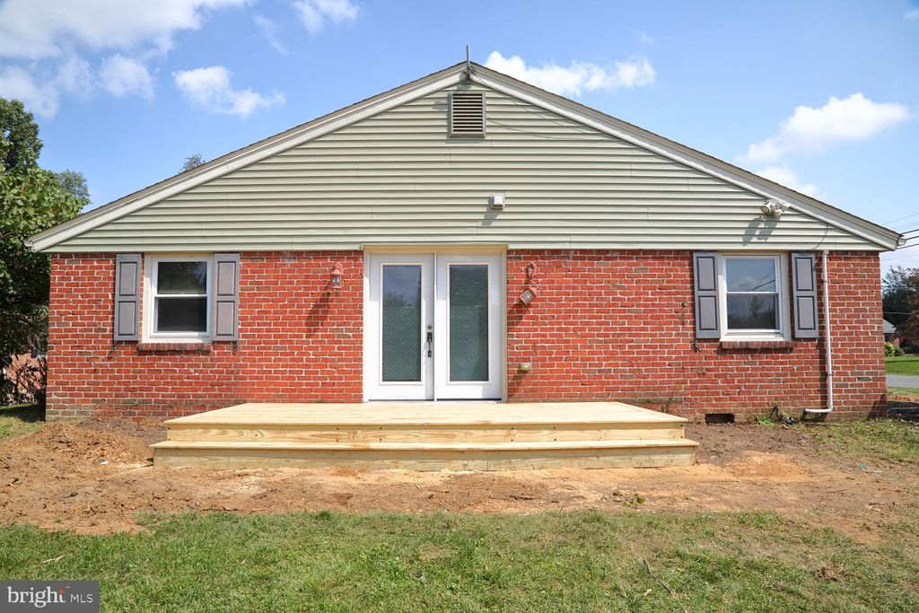 Photo of 25 Hillcrest Avenue, Leola, PA 17540 (MLS # PALA2056746)