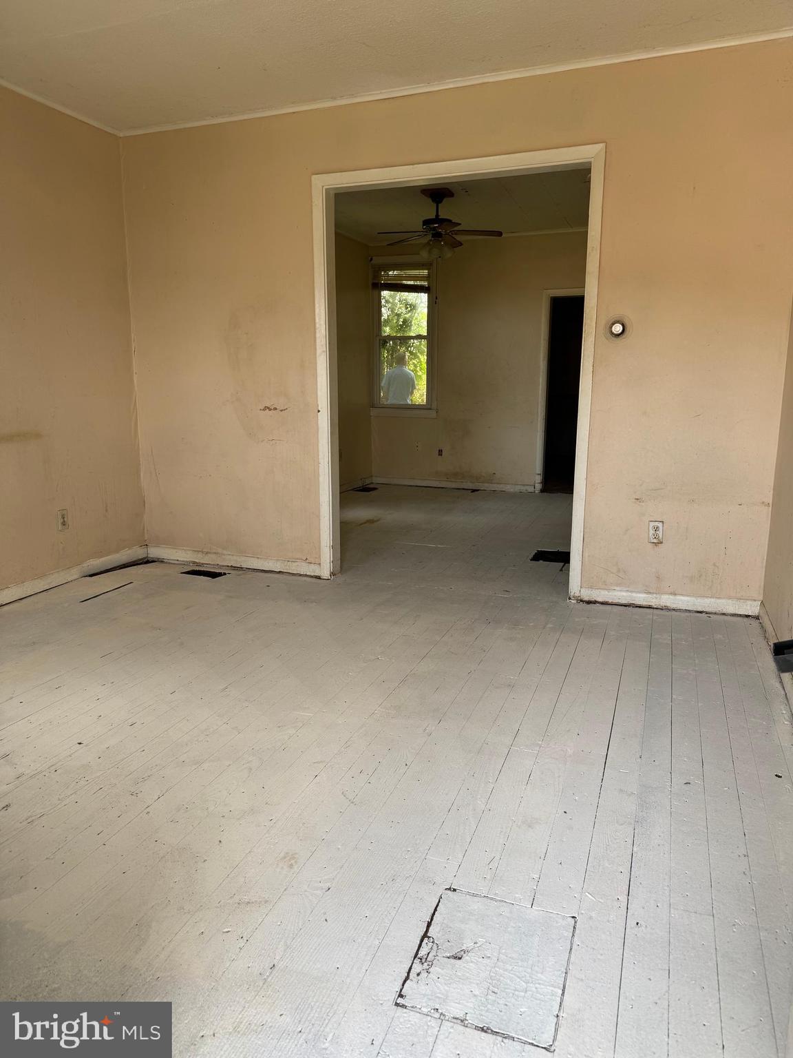 1833 RUDY ROAD