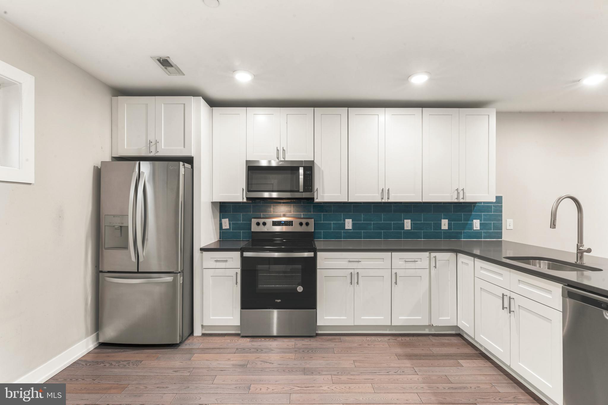 LUDLOW - Residential