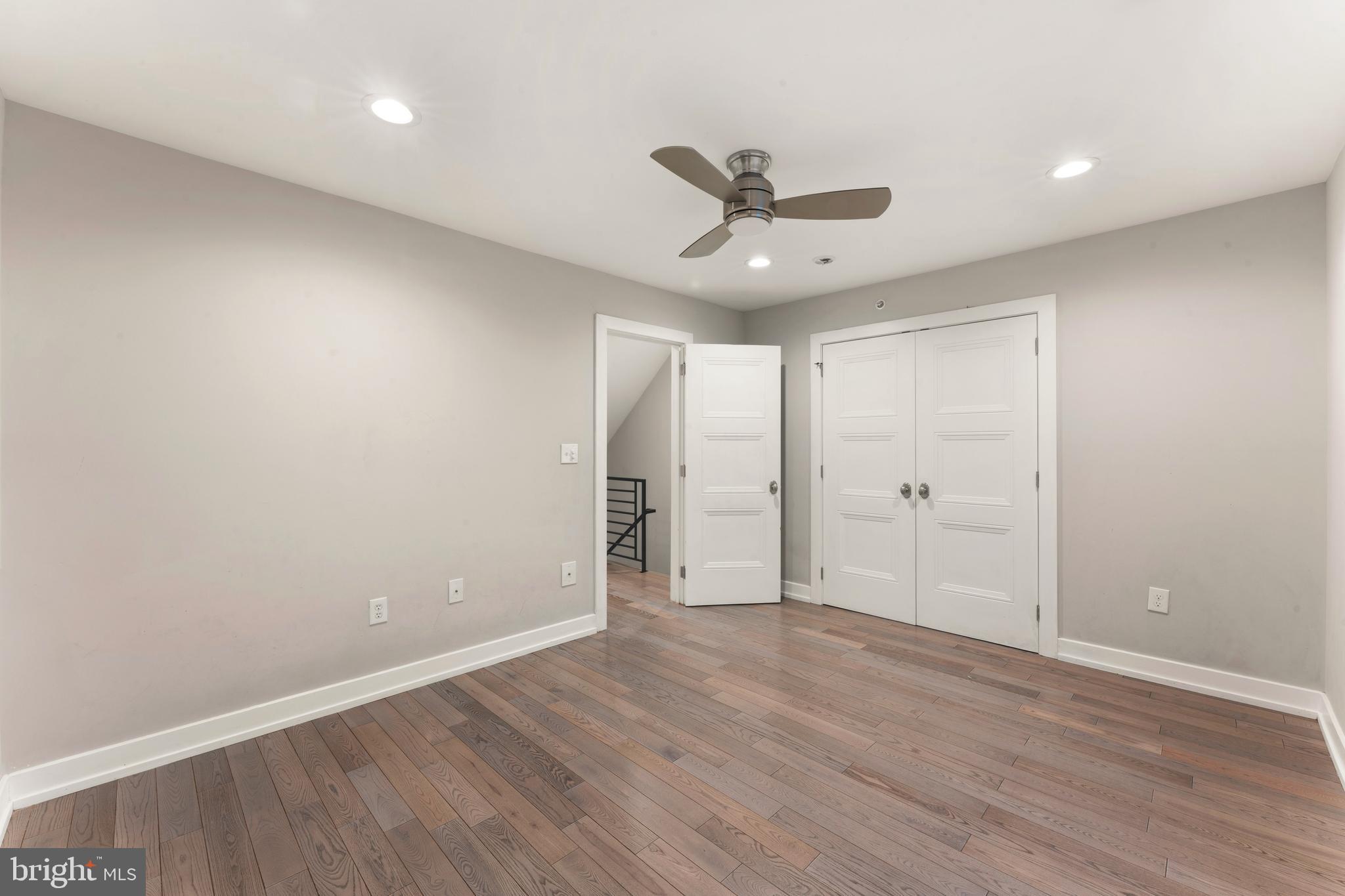 LUDLOW - Residential