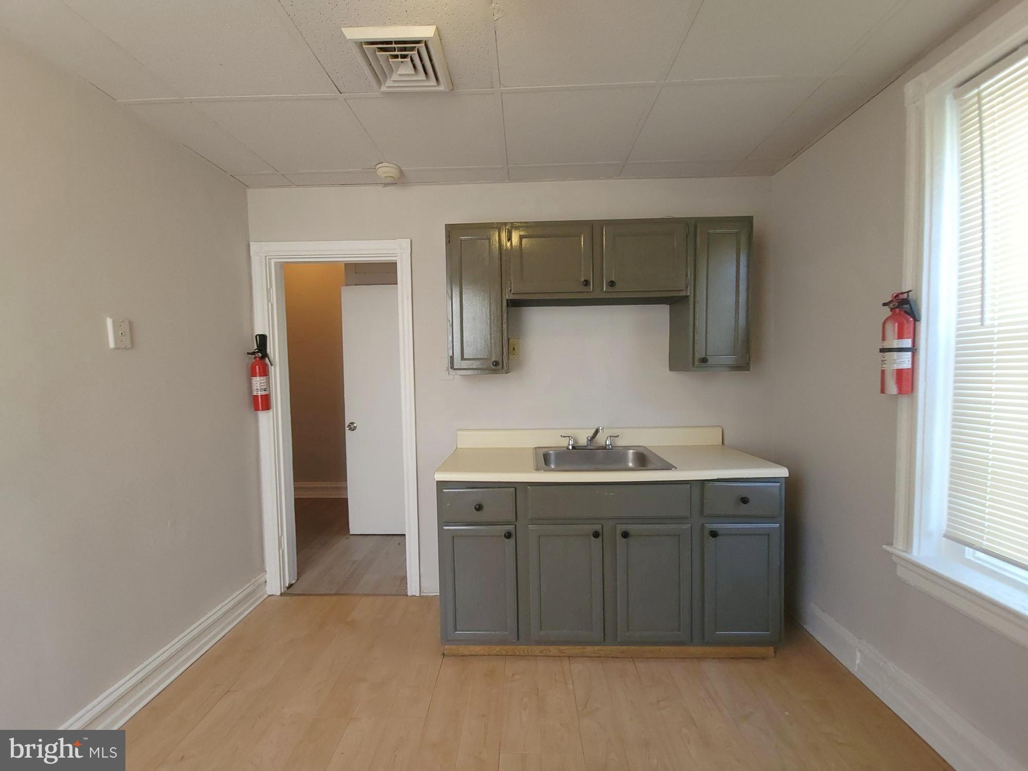 OVERBROOK - Residential Lease