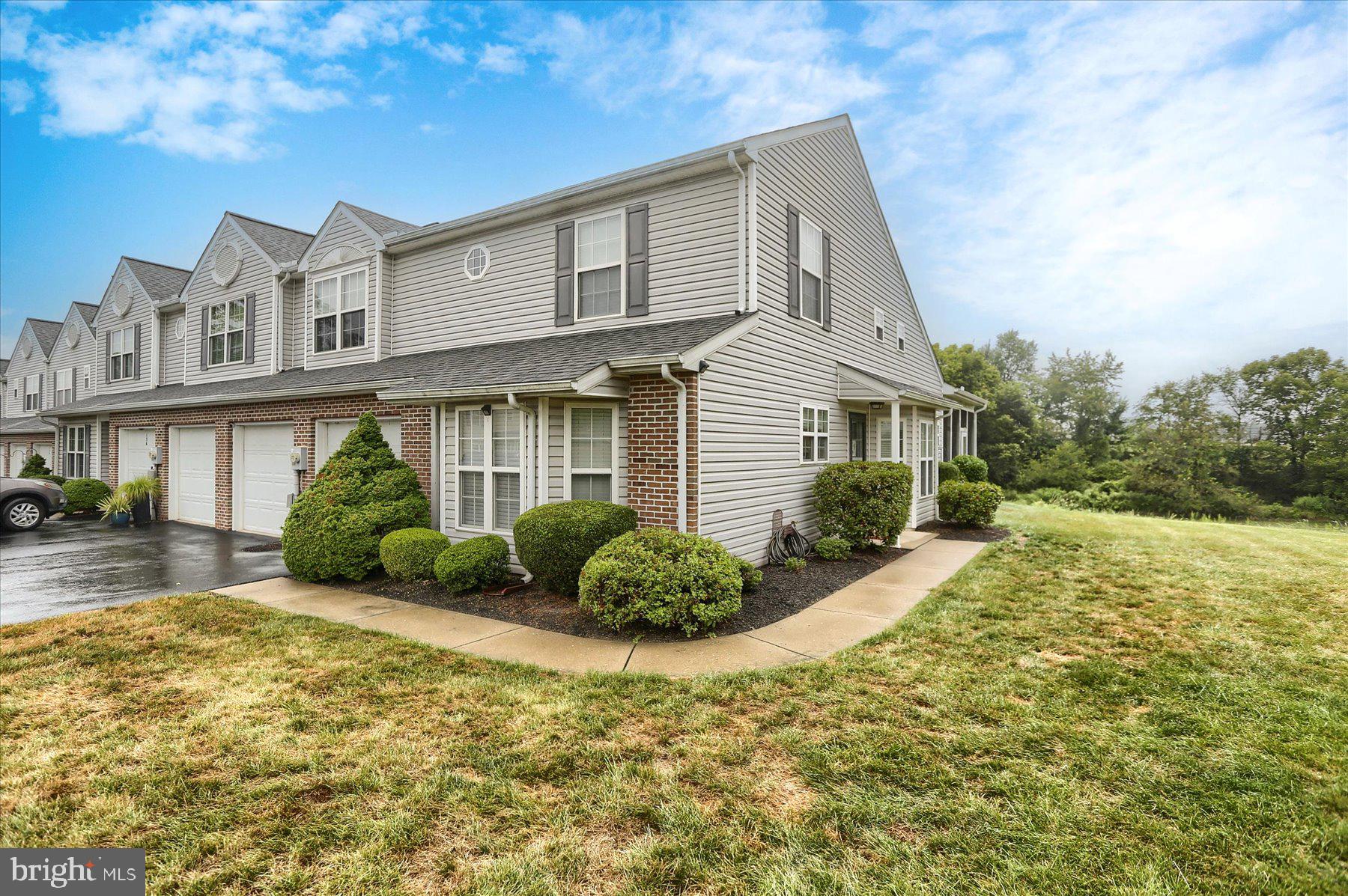 138 KESTREL COURT