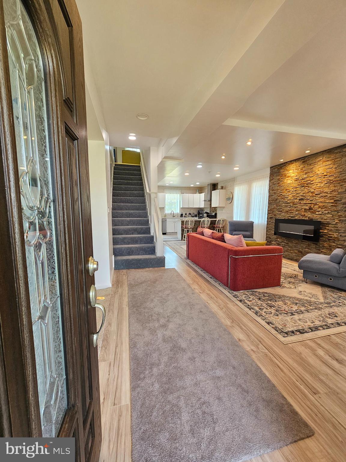 836 NEW BROOKLYN ROAD