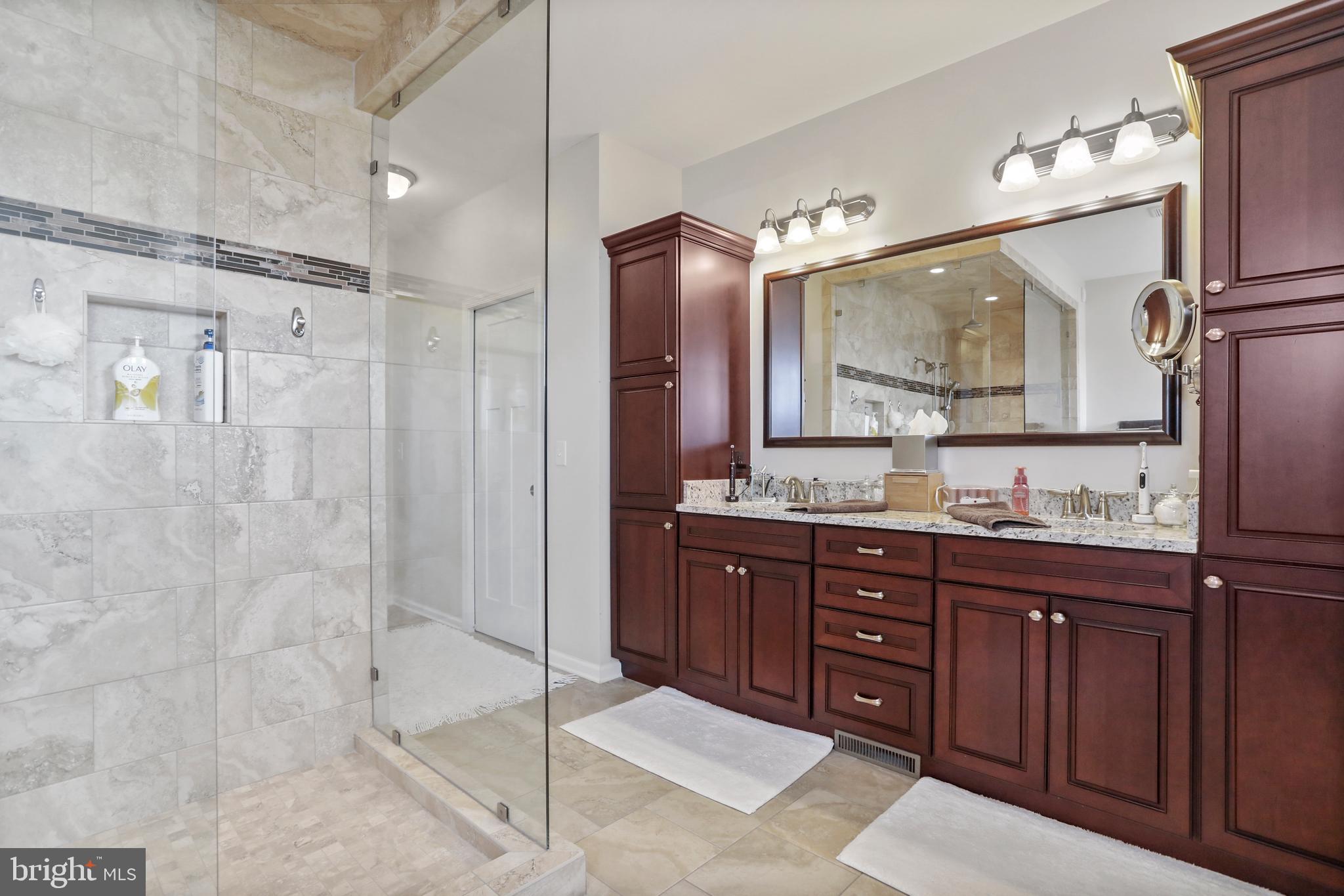 LITTLE GEORGETOWN ESTATES - Residential