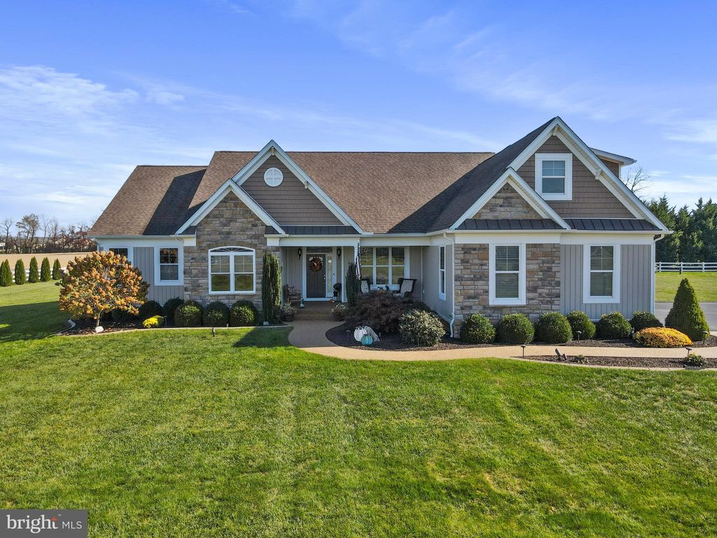 listing image 0