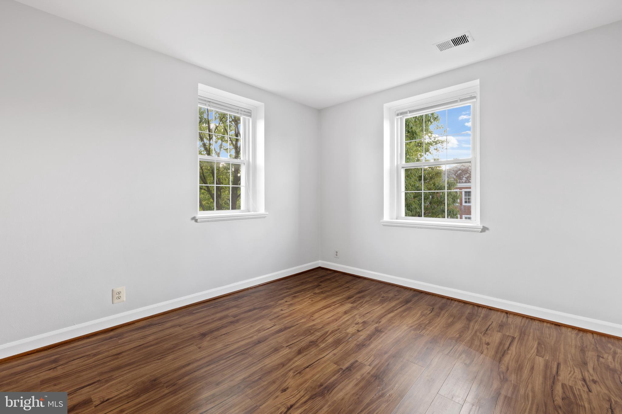 FAIRLINGTON VILLAGES - Residential