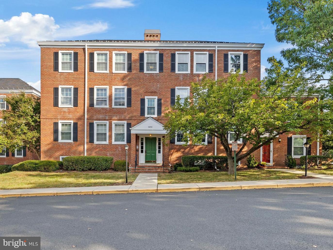 FAIRLINGTON VILLAGES - Residential