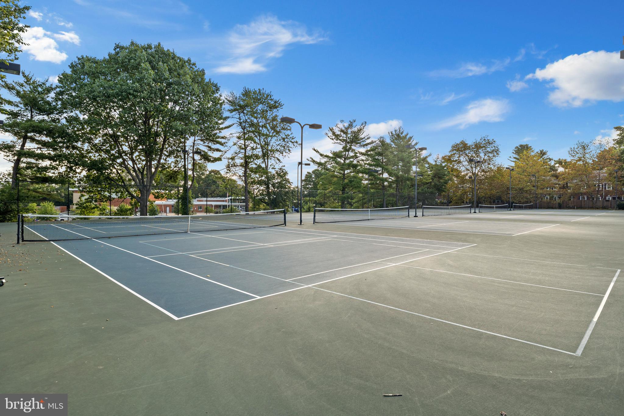 FAIRLINGTON VILLAGES - Residential