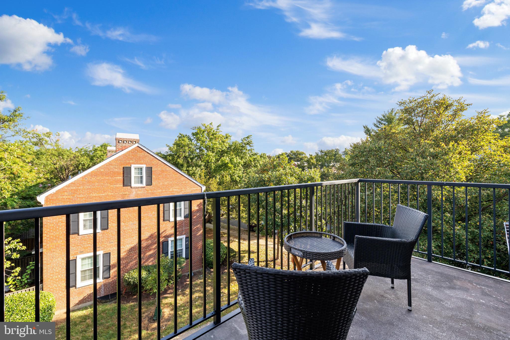 FAIRLINGTON VILLAGES - Residential