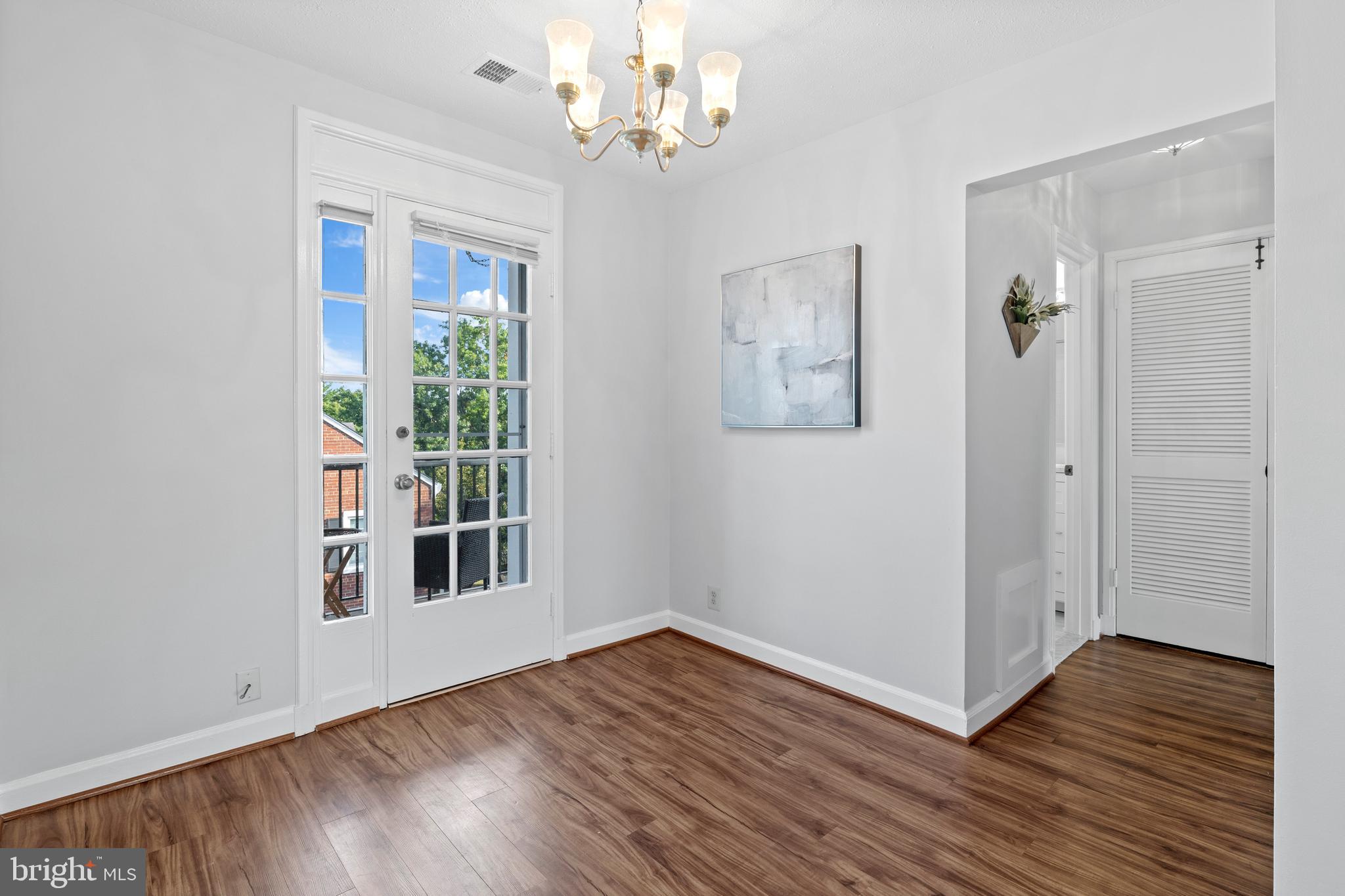 FAIRLINGTON VILLAGES - Residential