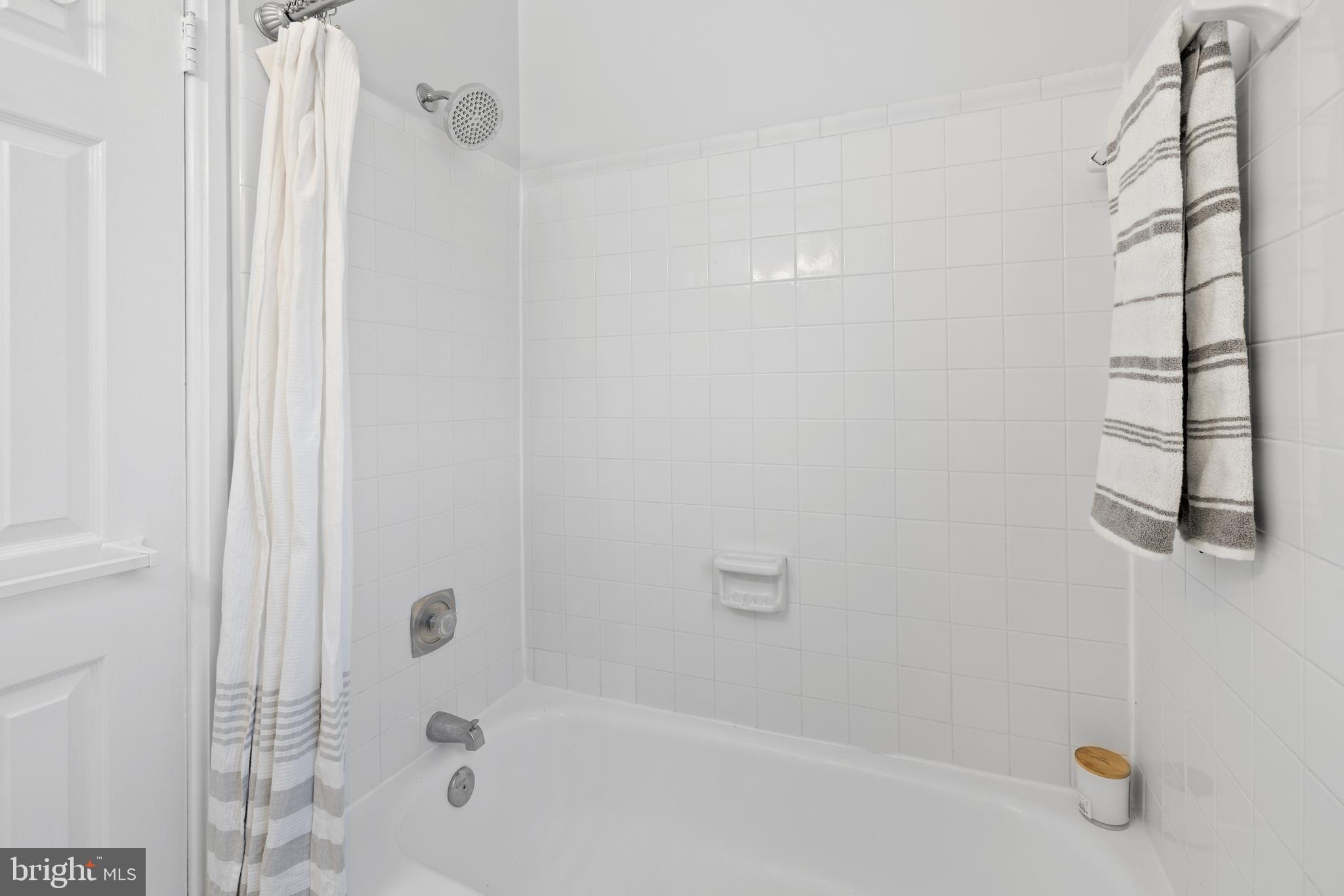 FAIRLINGTON VILLAGES - Residential