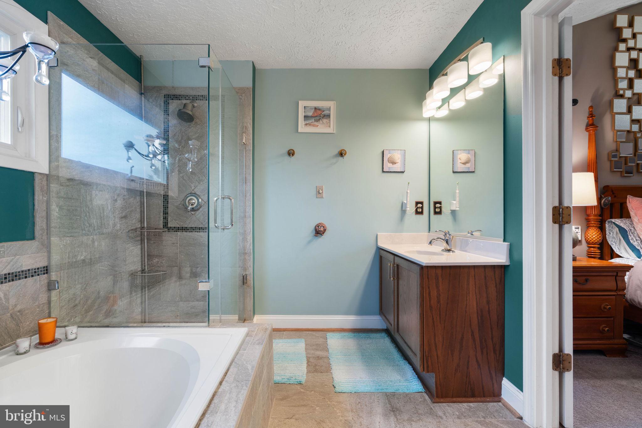 POTOMAC LAKES - Residential