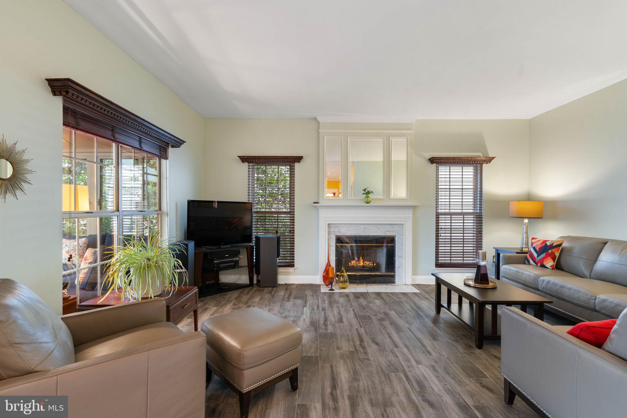 POTOMAC LAKES - Residential