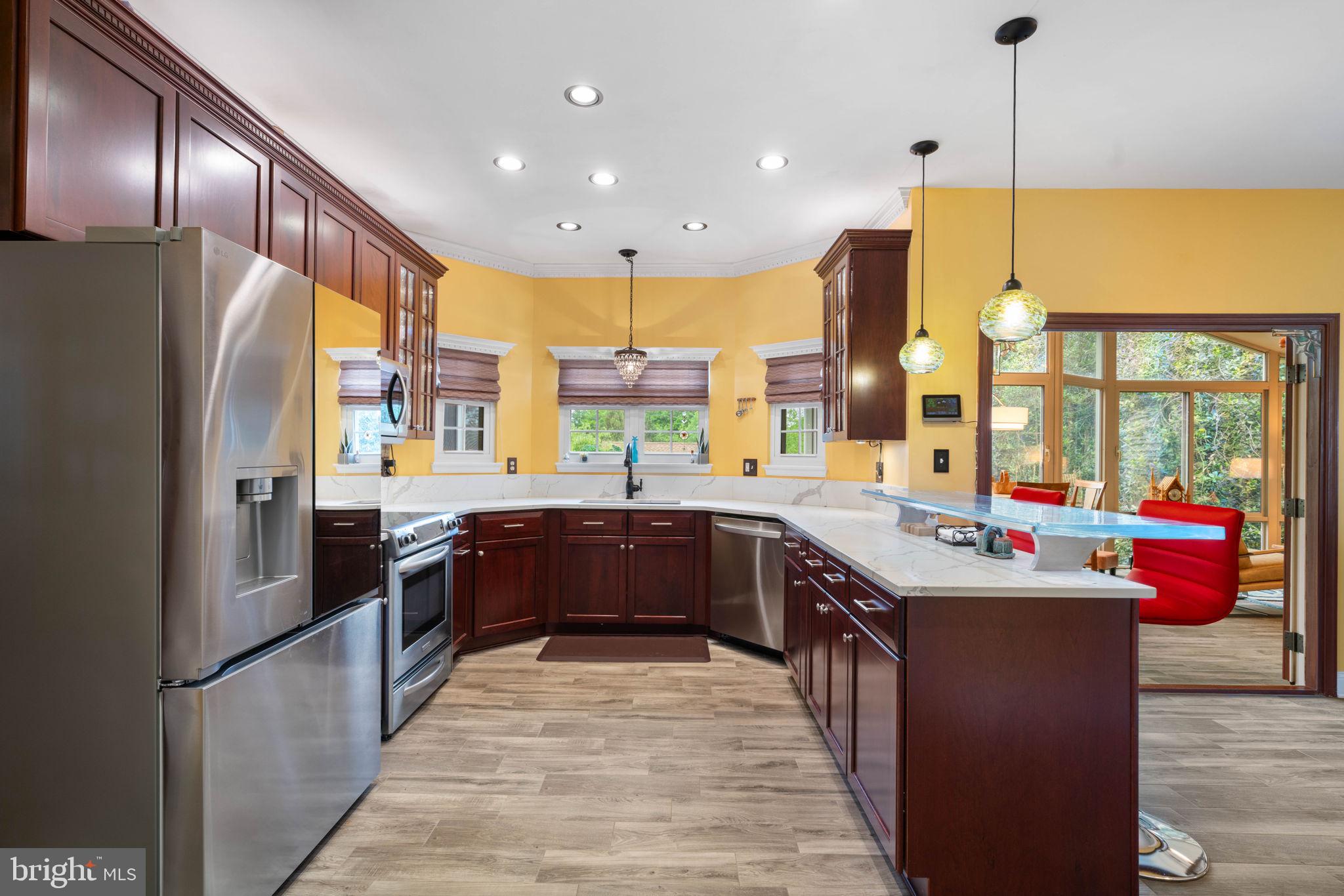 POTOMAC LAKES - Residential