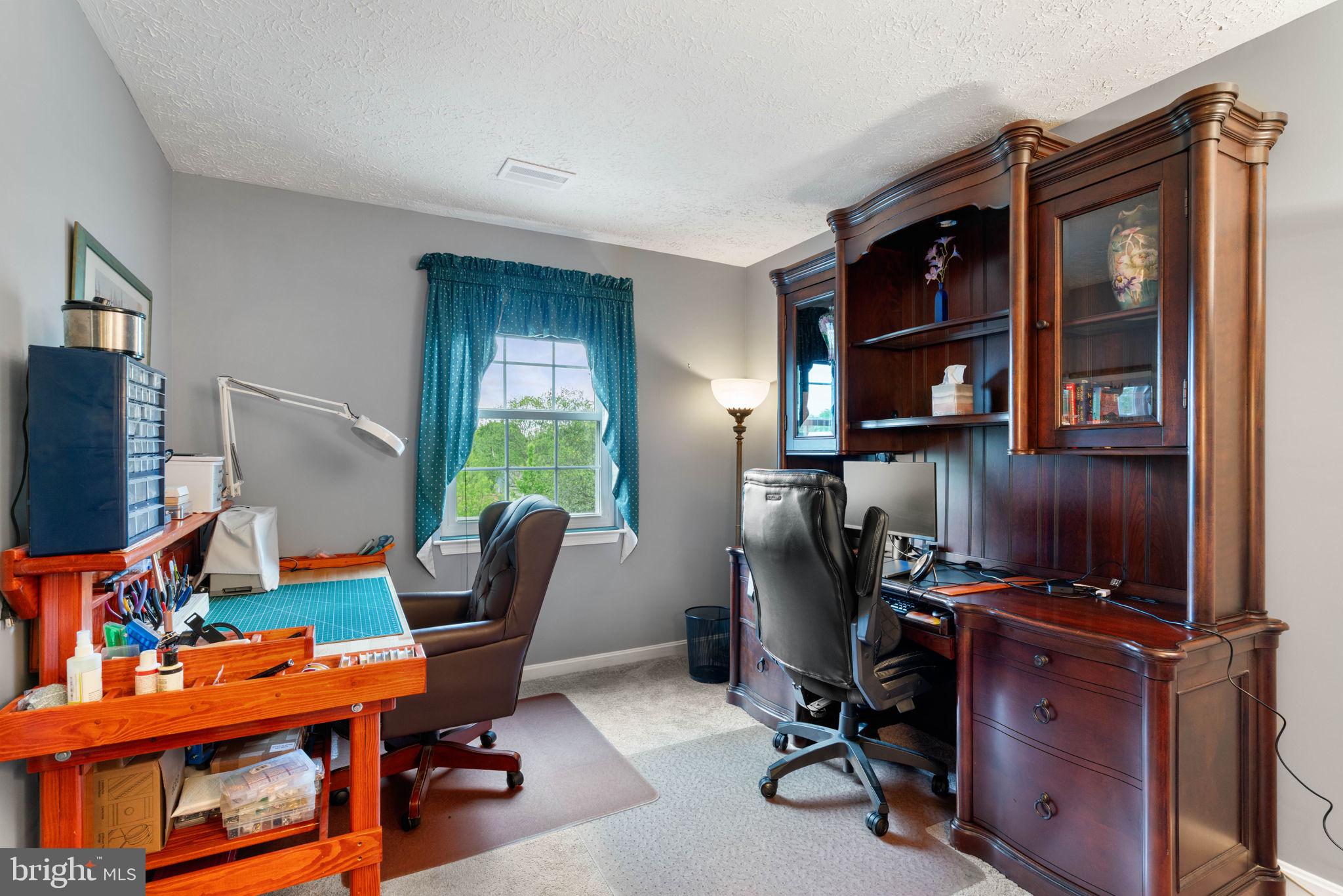 POTOMAC LAKES - Residential