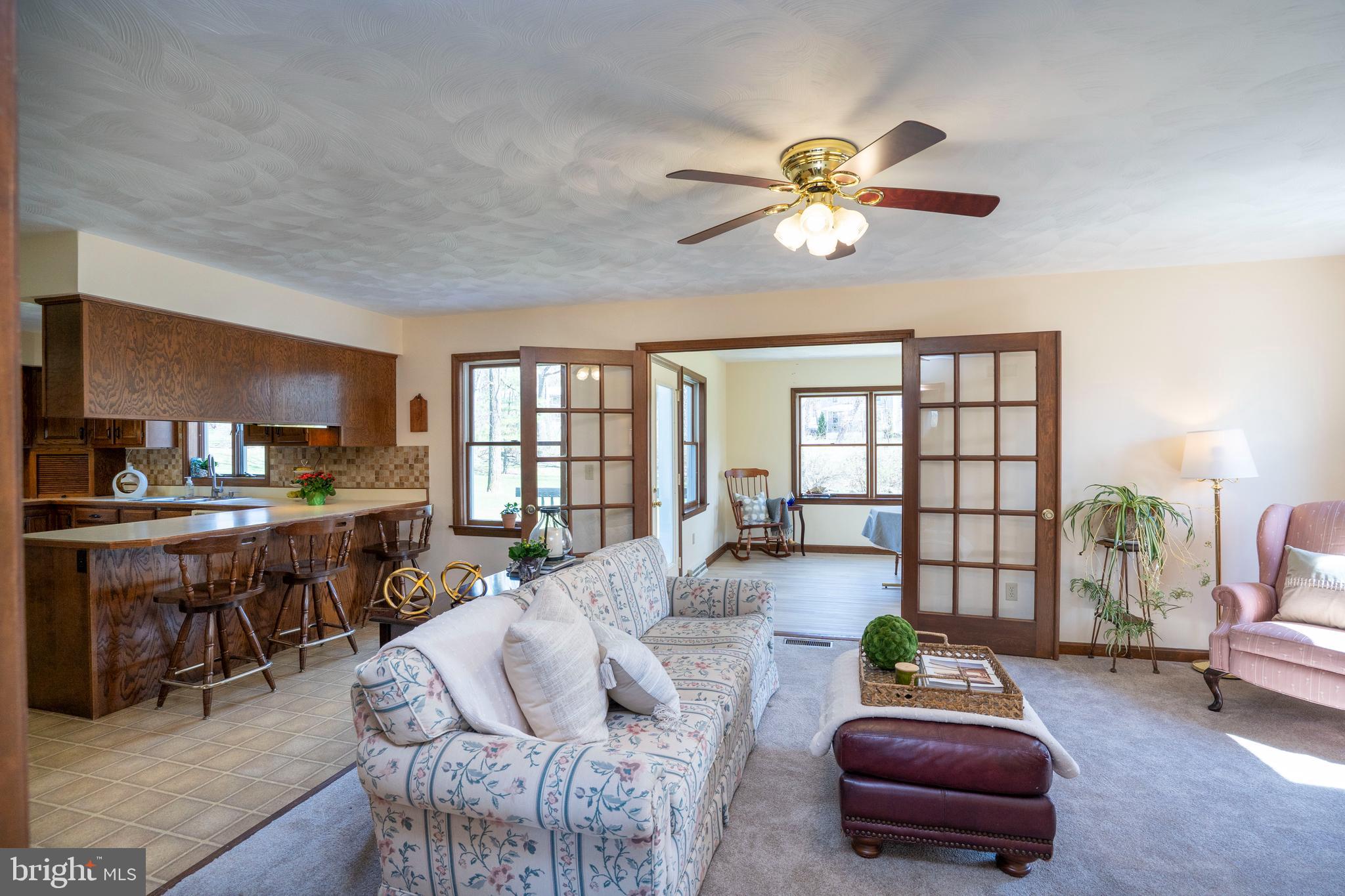 WALNUT GROVE - Residential