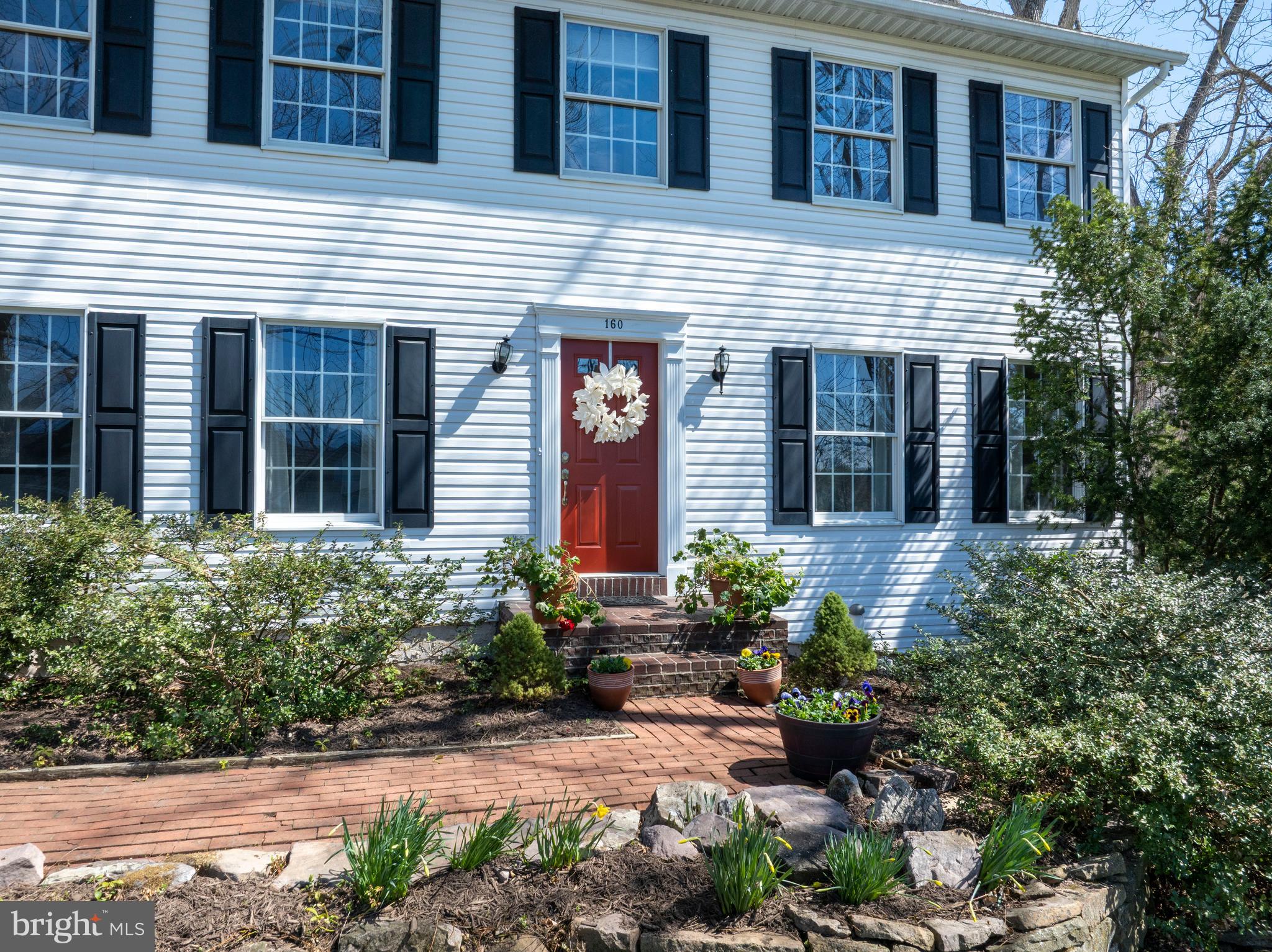 WALNUT GROVE - Residential