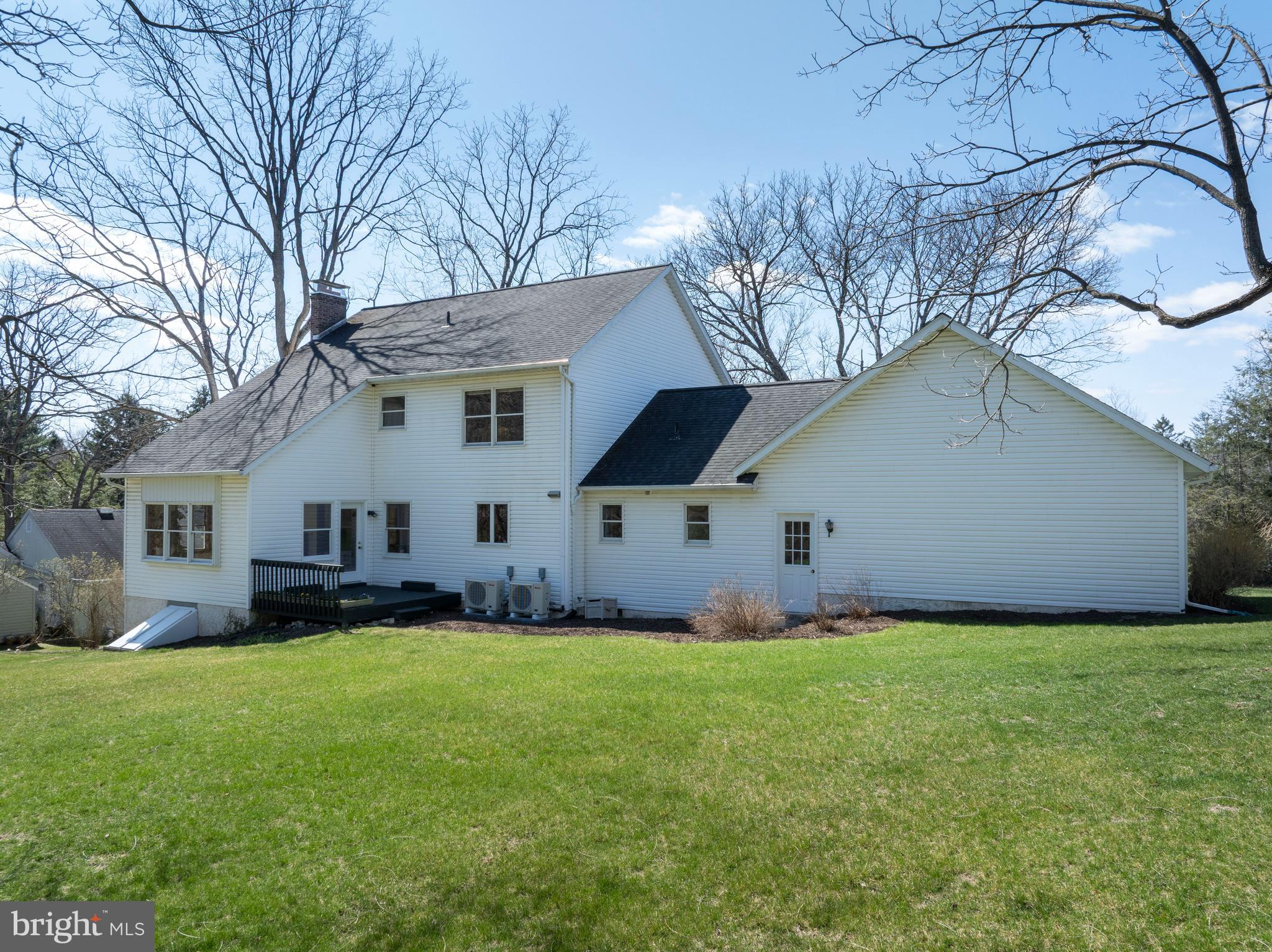 WALNUT GROVE - Residential