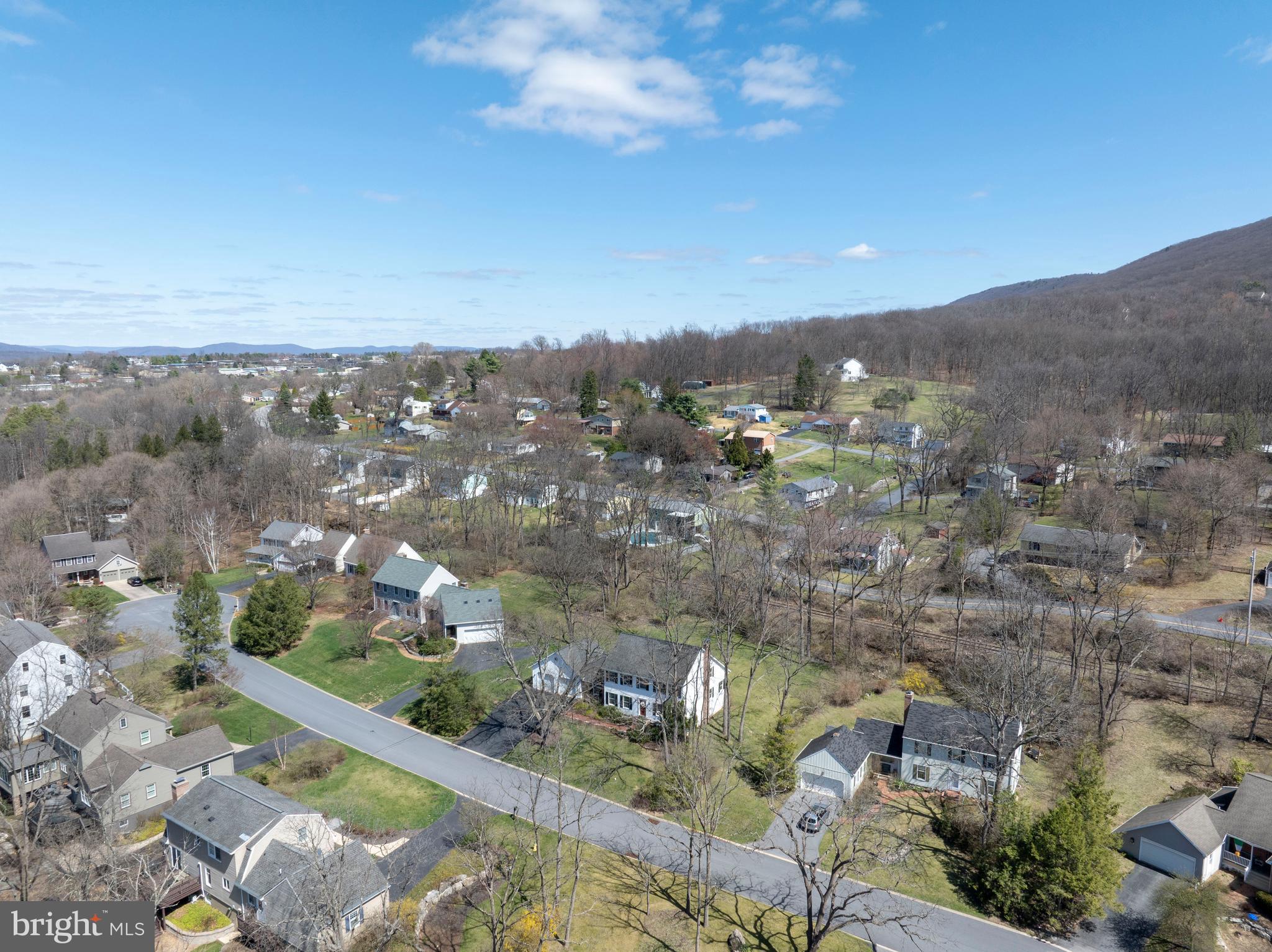 WALNUT GROVE - Residential