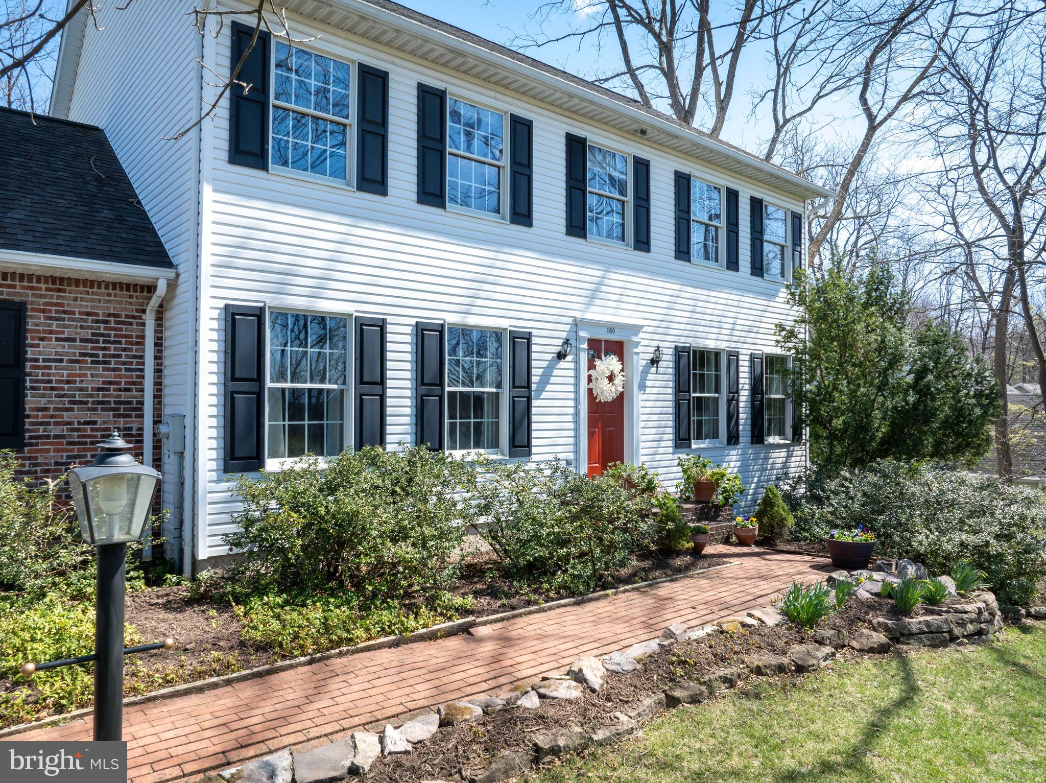 WALNUT GROVE - Residential